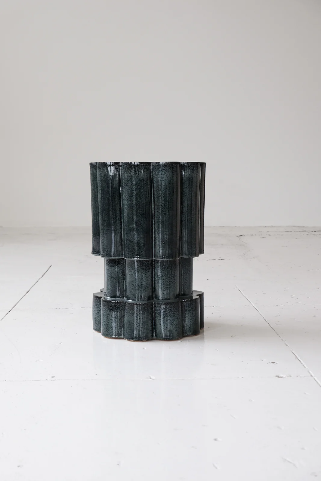 B Zippy Triple Tier Cloud Side Table - Image 12