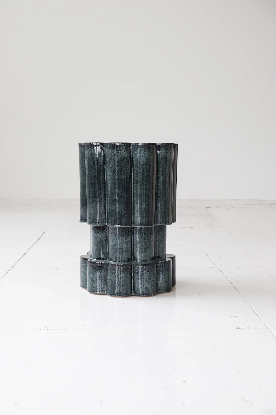 B Zippy Triple Tier Cloud Side Table - Image 14