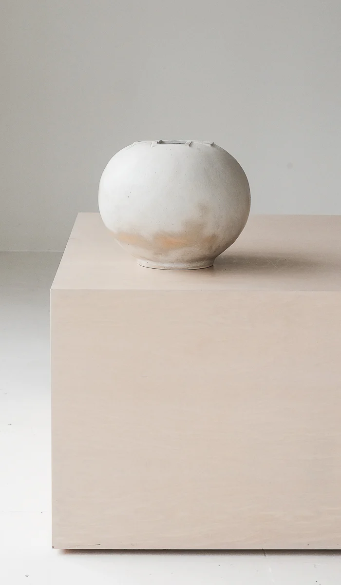 Clair Catillaz Apple Ash Round Cross Vessel - Image 12