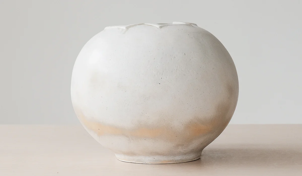 Clair Catillaz Apple Ash Round Cross Vessel - Image 13