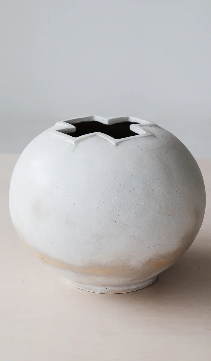 Clair Catillaz Apple Ash Round Cross Vessel - Image 14