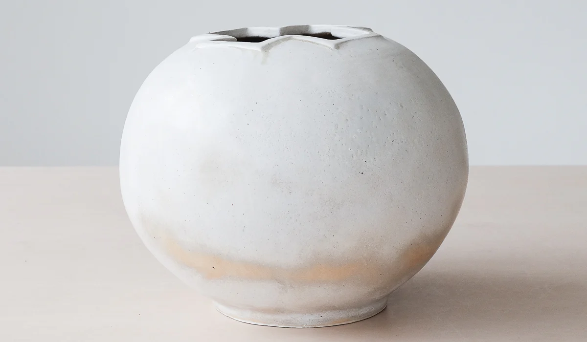 Clair Catillaz Apple Ash Round Cross Vessel - Image 16