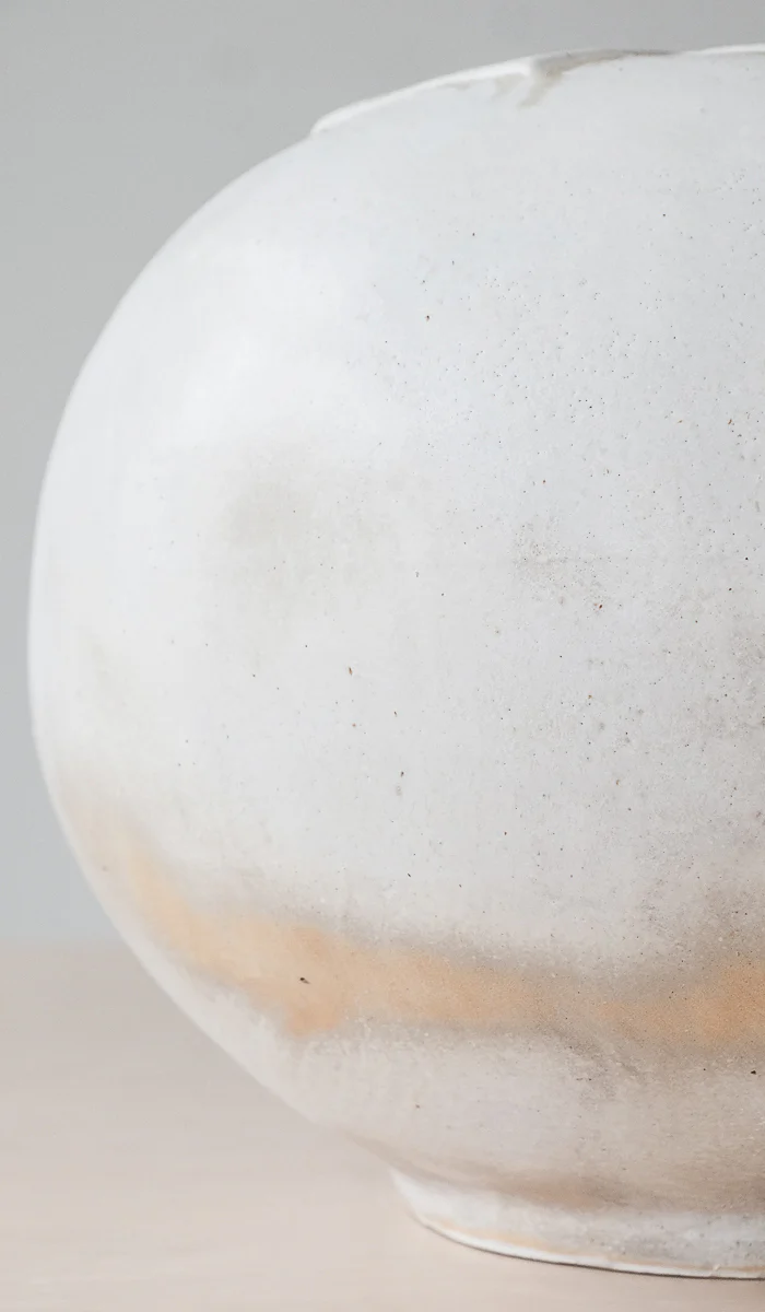 Clair Catillaz Apple Ash Round Cross Vessel - Image 8