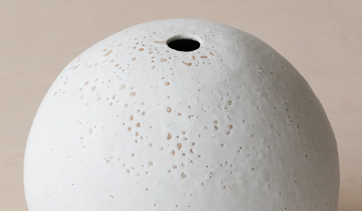 Clair Catillaz White Weed Vessel - Image 7