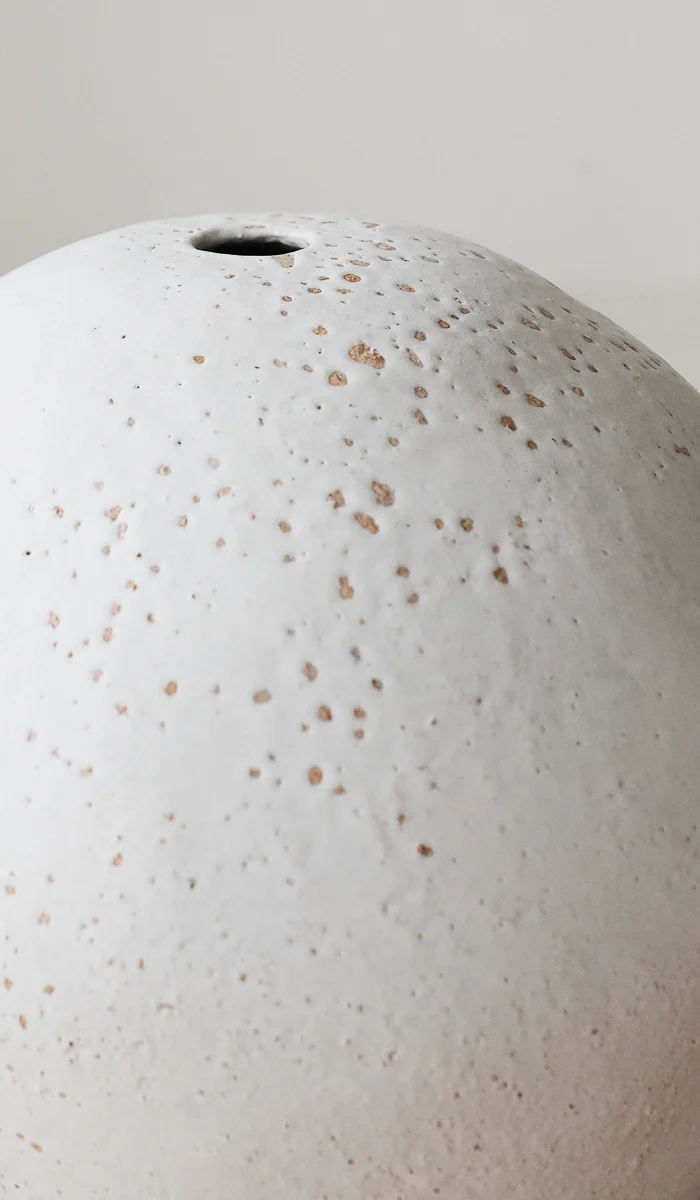 Clair Catillaz White Weed Vessel - Image 8
