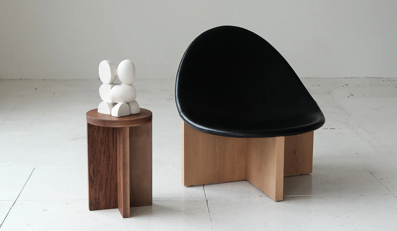 Material Round Narrow Foundation Stool / Side Table - Image 15