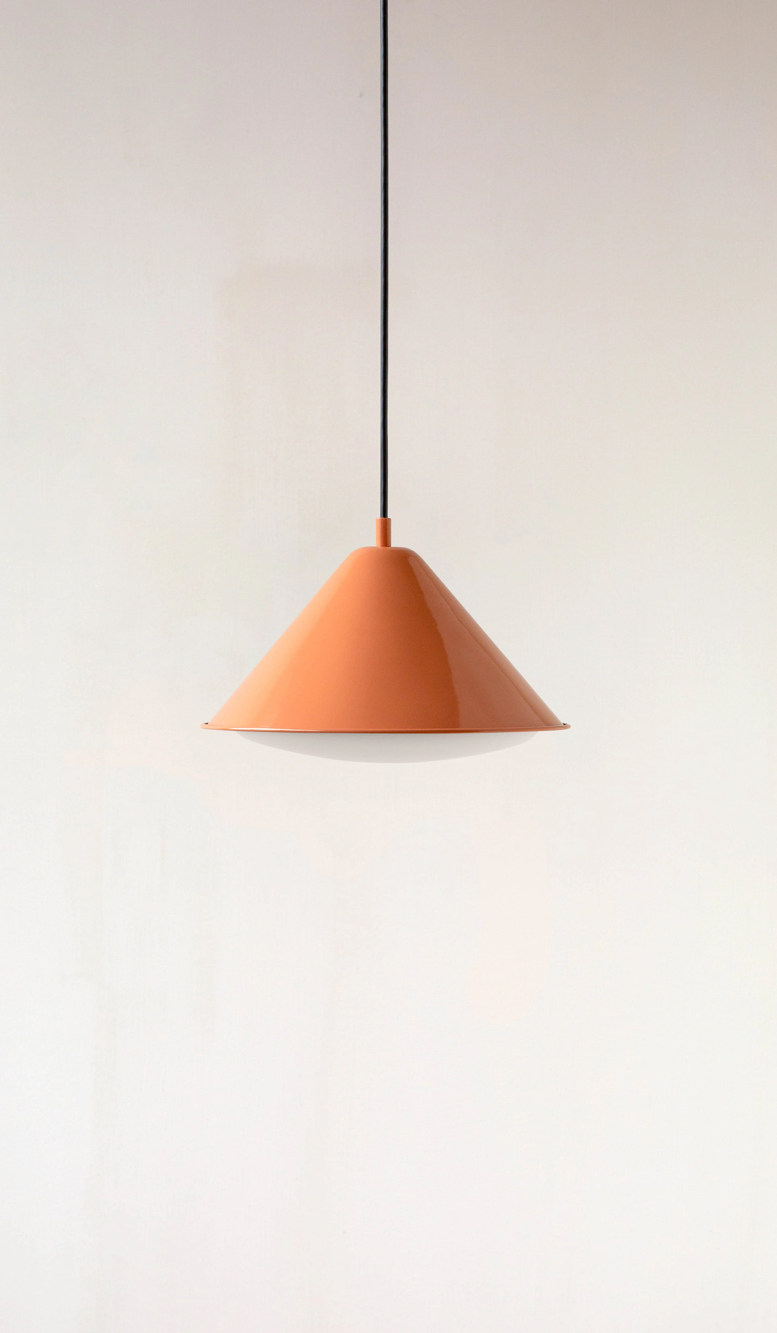 In Common With Eave Triangle Pendant - Image 23