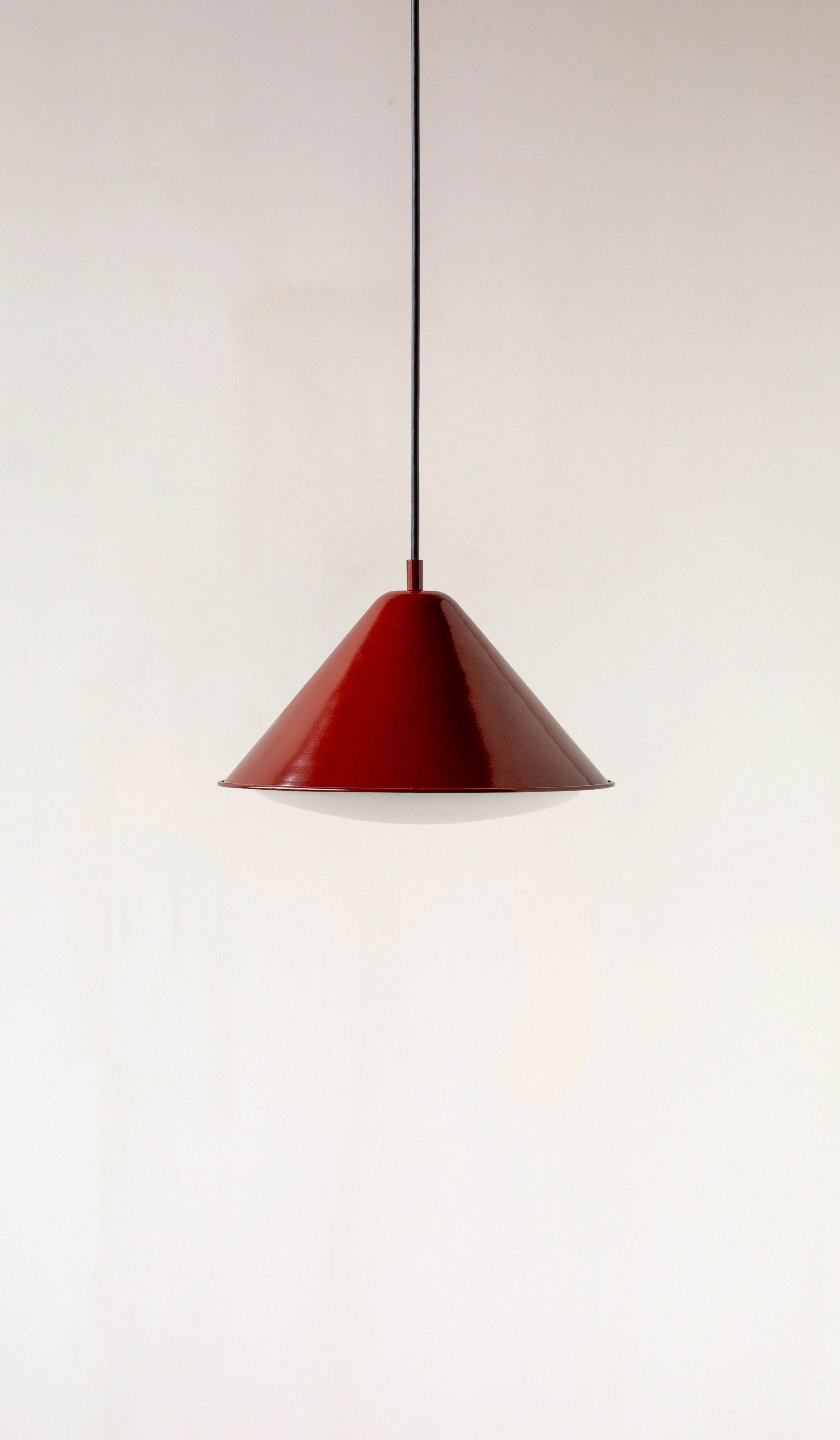 In Common With Eave Triangle Pendant - Image 24