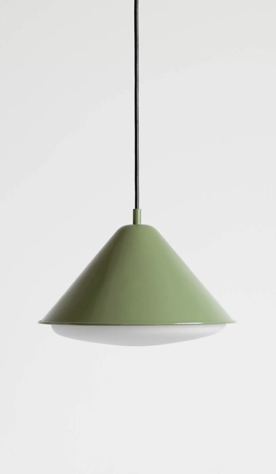 In Common With Eave Triangle Pendant - Image 34