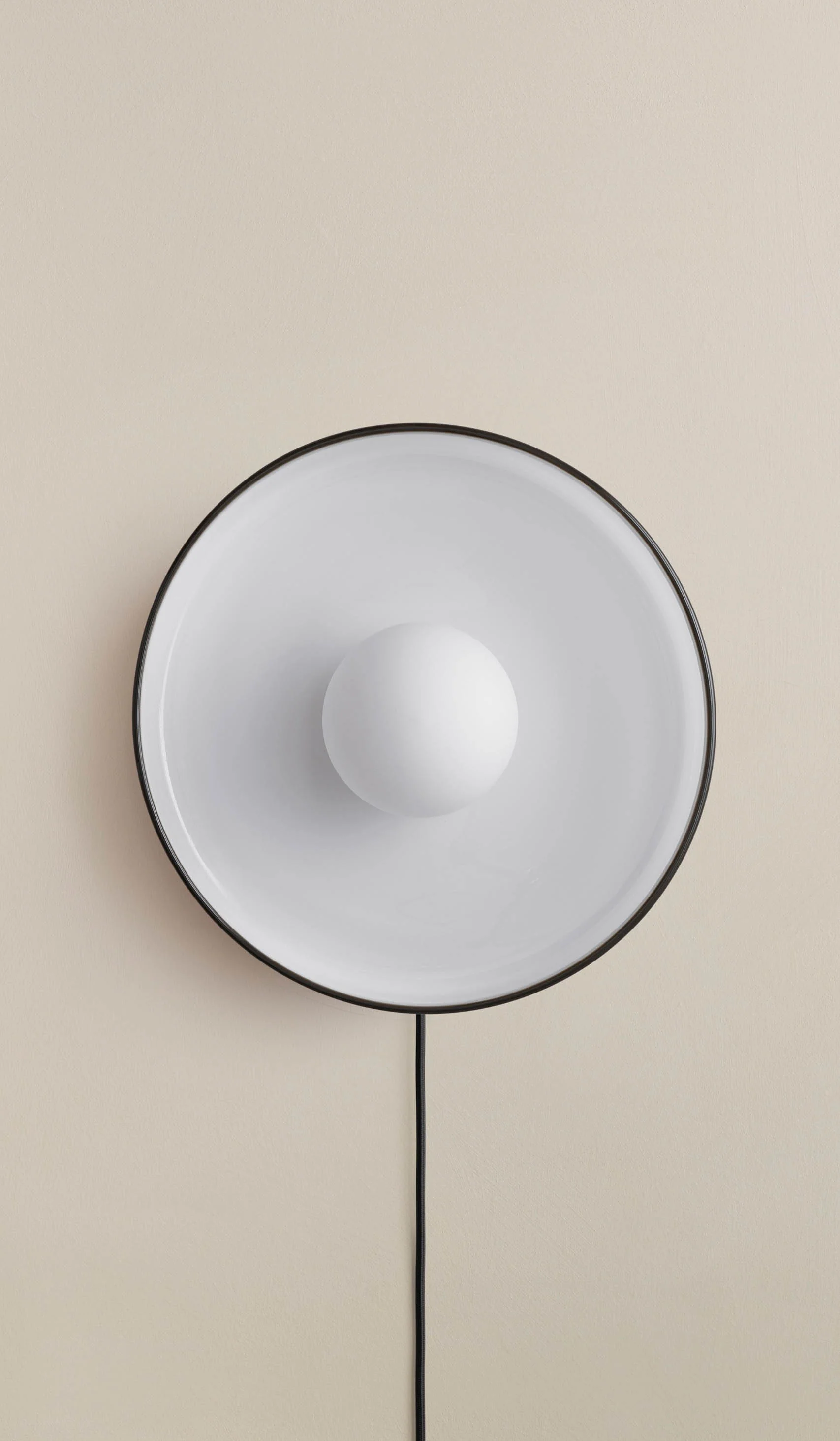 In Common With Opaline Glass Disc Surface Mount with Pistachio Rim - Image 10