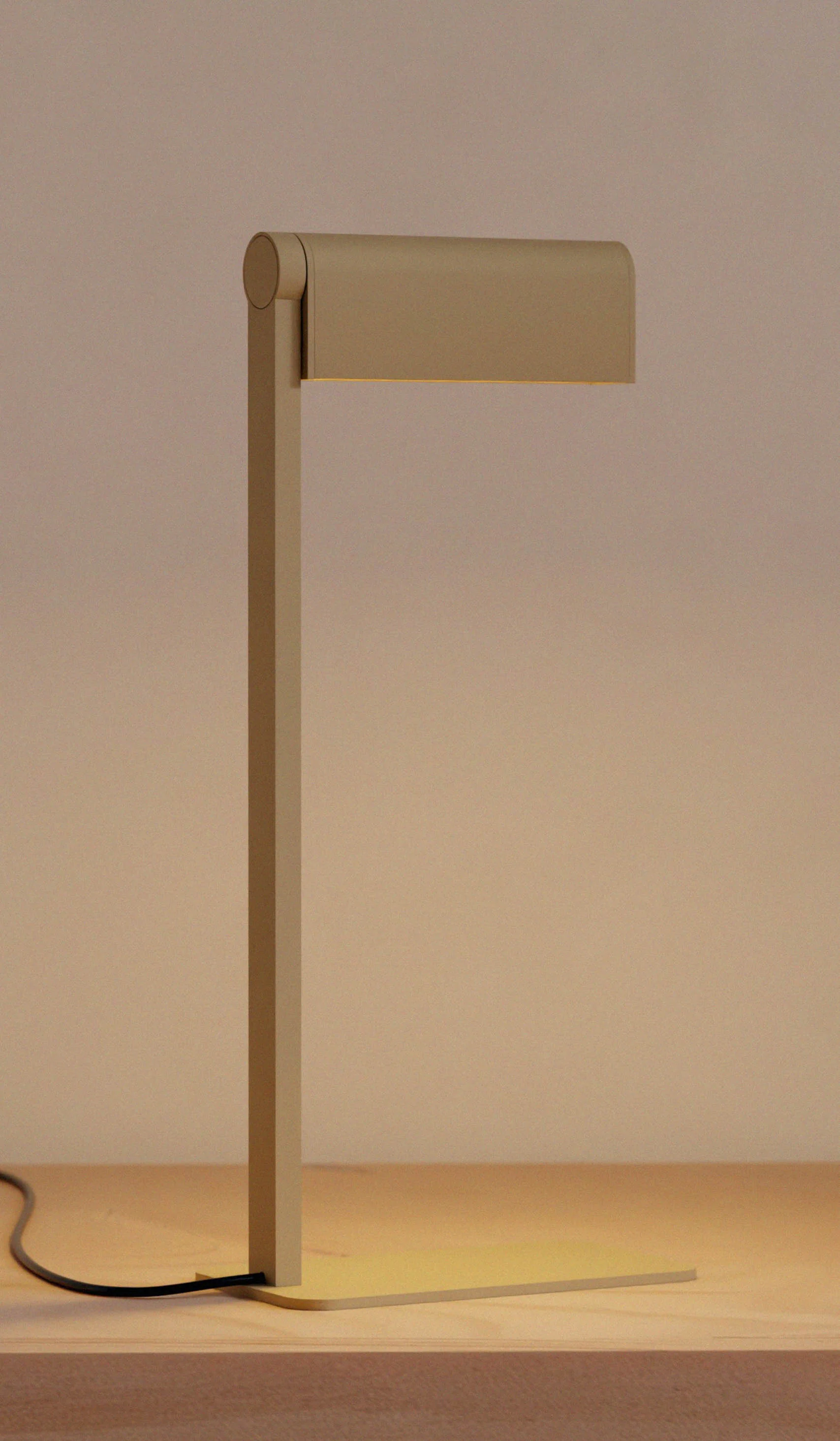 Lambert & Fils Ipoli 09 Table Lamp - Image 10