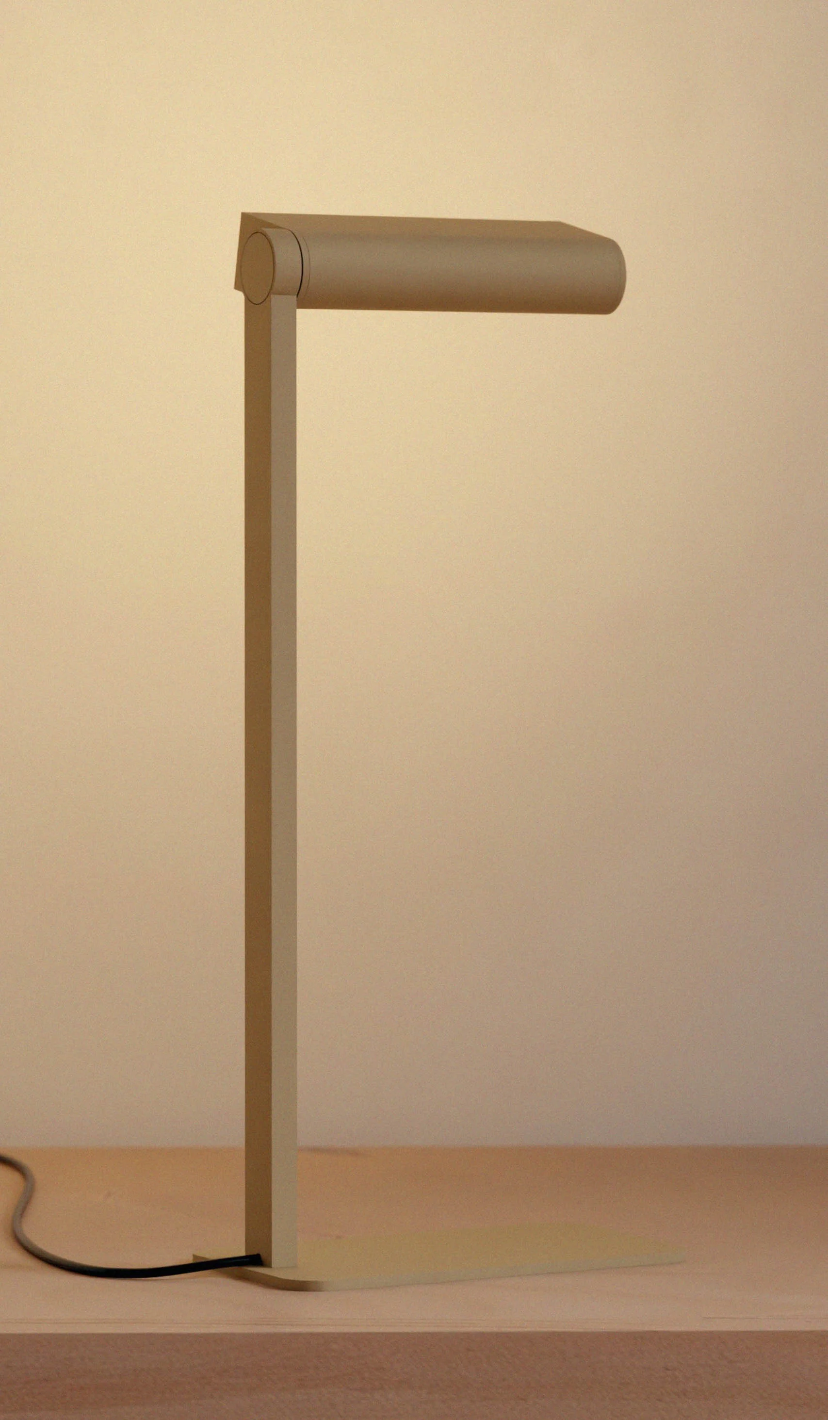 Lambert & Fils Ipoli 09 Table Lamp - Image 14