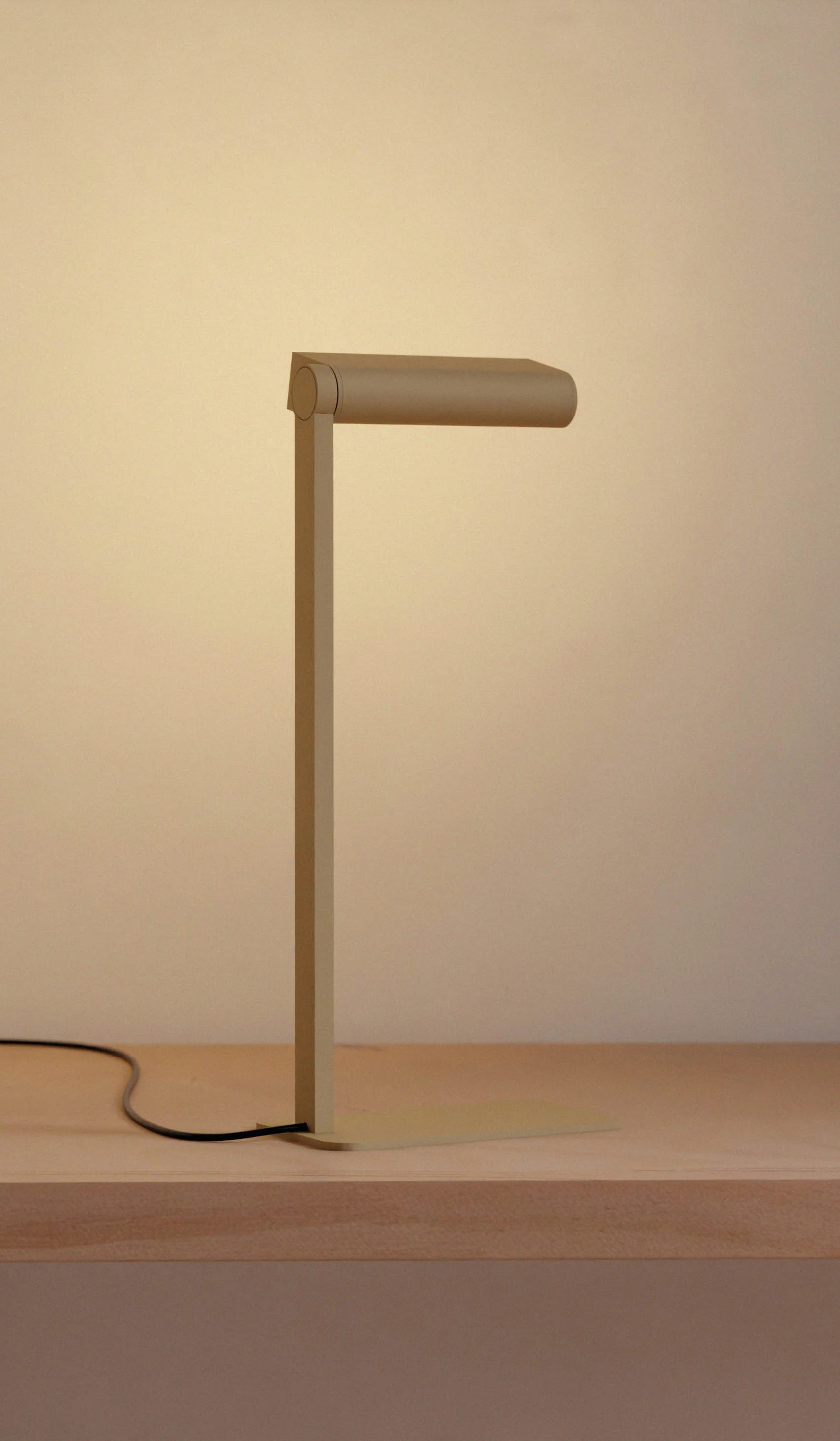 Lambert & Fils Ipoli 09 Table Lamp - Image 15