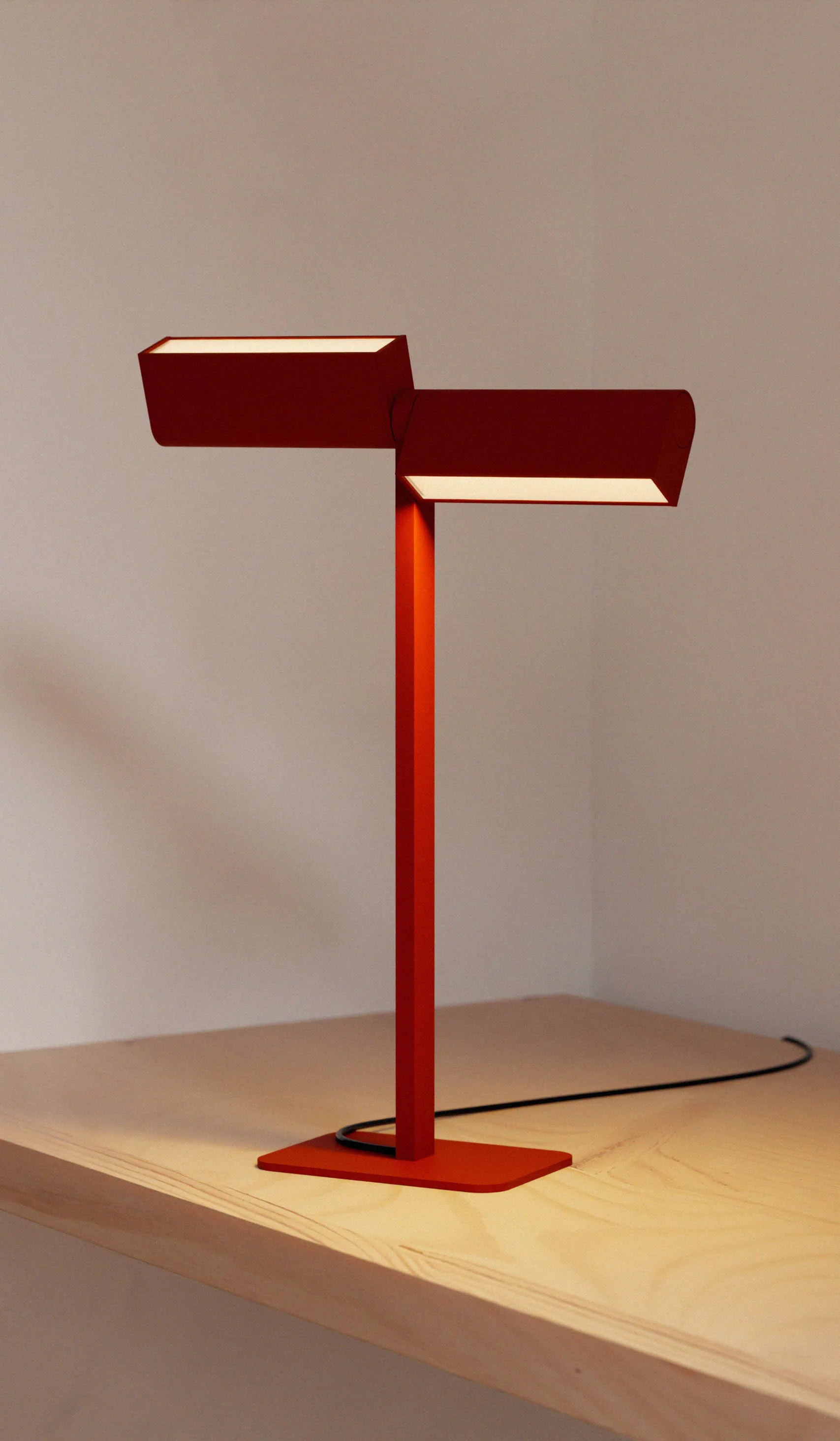 Lambert & Fils Ipoli 10 Table Lamp - Image 3