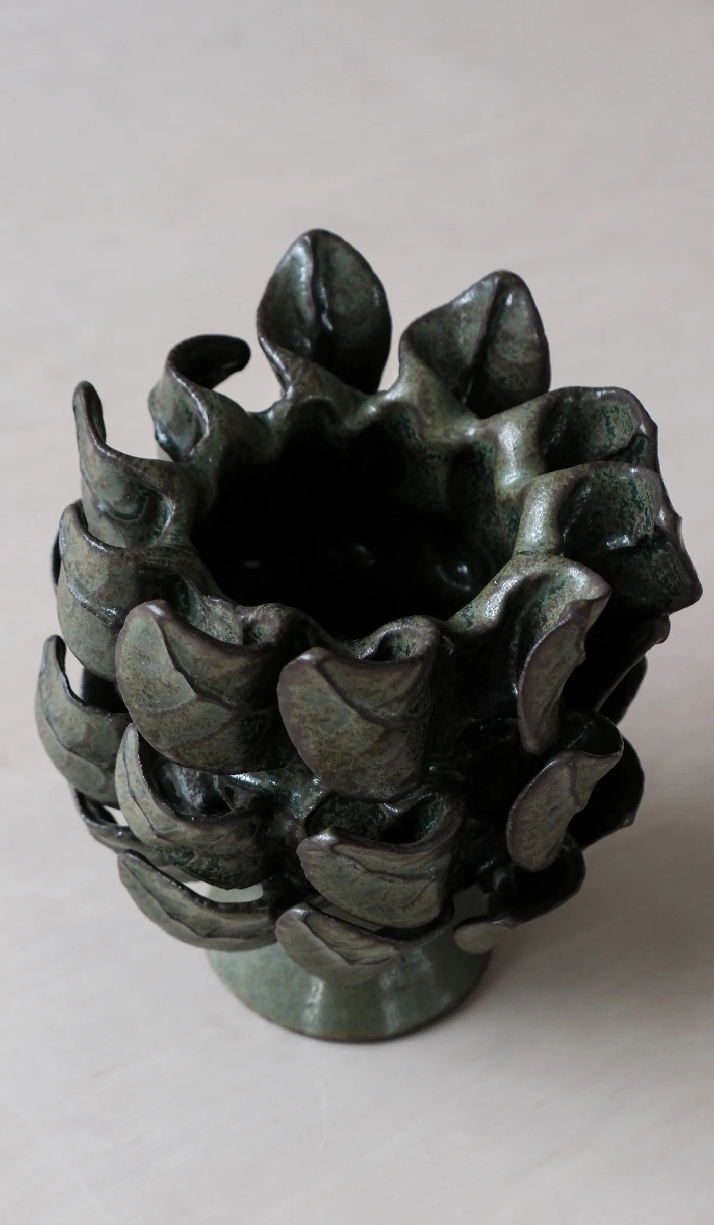Paul S. Briggs Windflower Vase No. 1 - Image 5