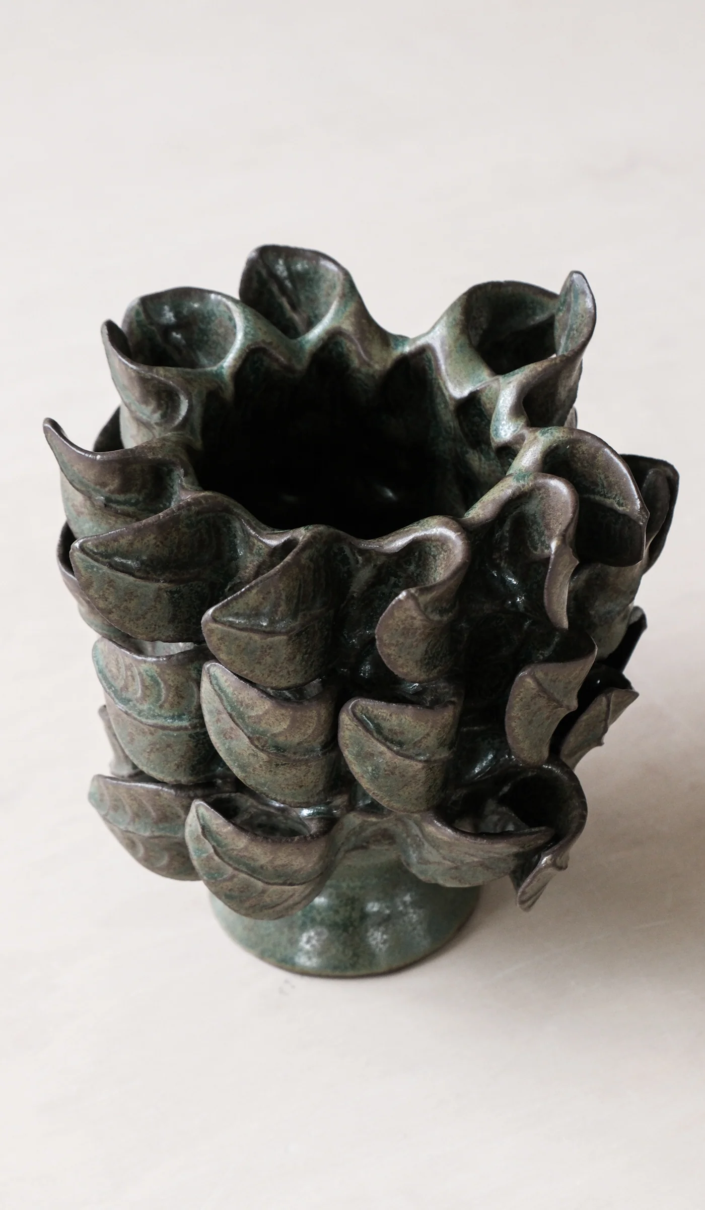 Paul S. Briggs Windflower Vase No. 5 - Image 5