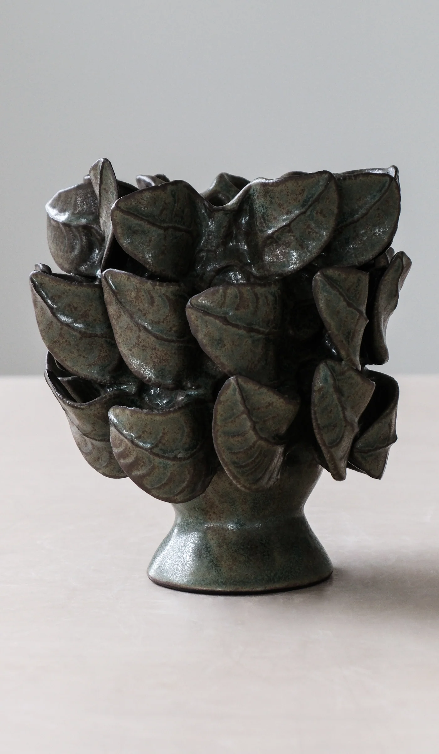 Paul S. Briggs Windflower Vase No. 5 - Image 8
