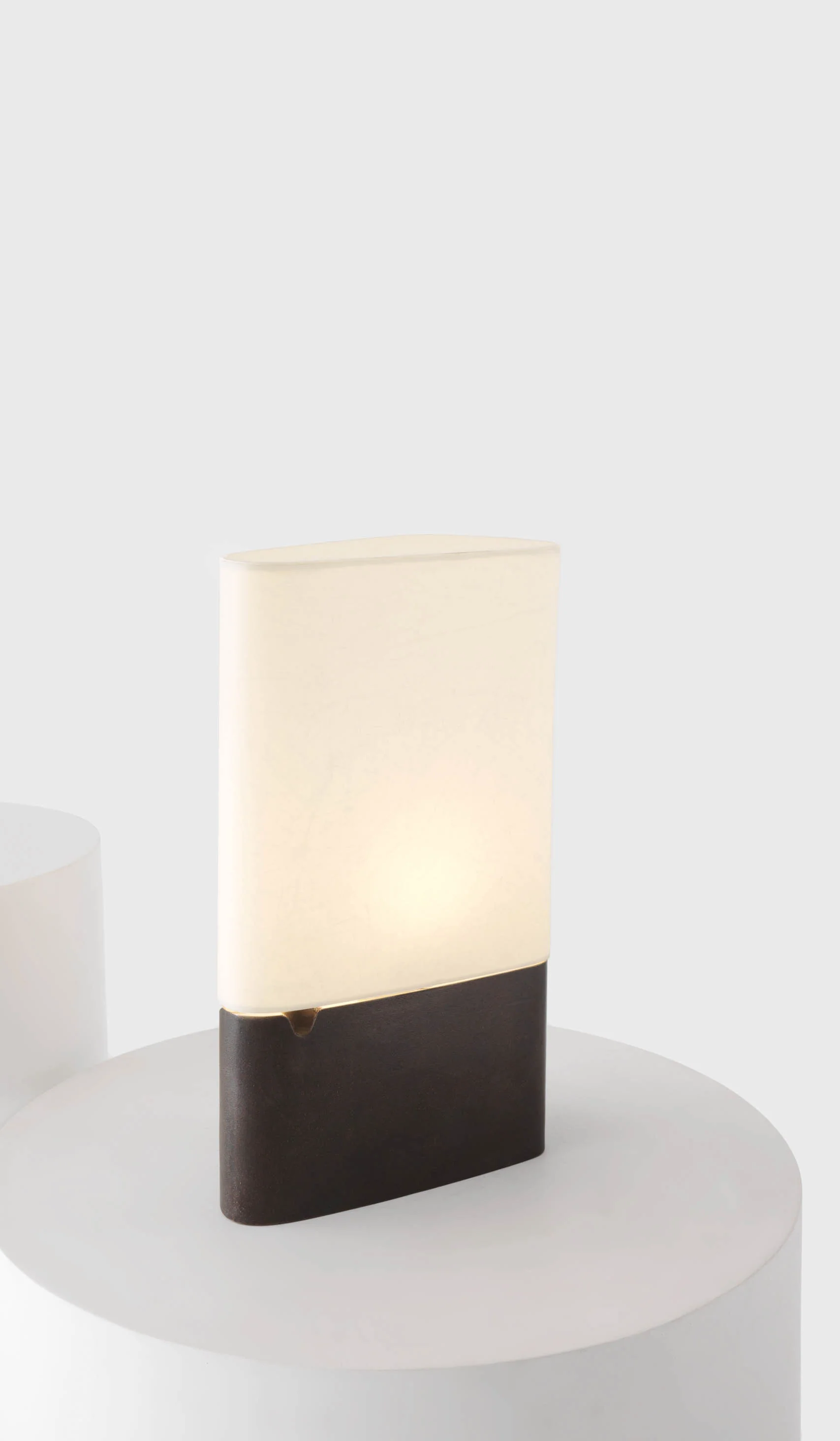 Resident Blackened Cast Bronze Fulcrum Table Lamp - Image 15