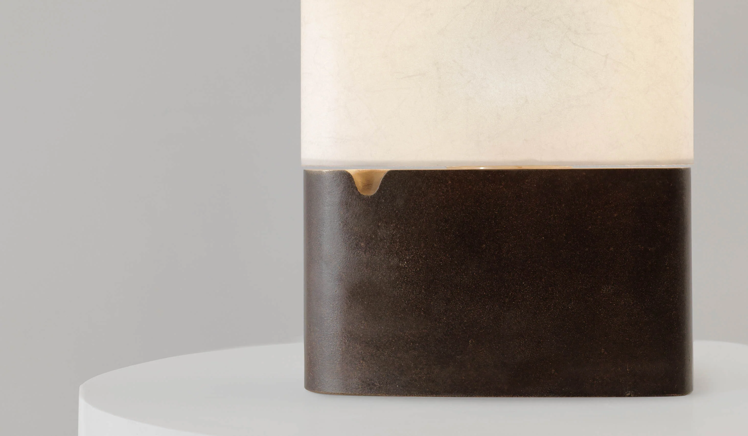 Resident Blackened Cast Bronze Fulcrum Table Lamp - Image 4
