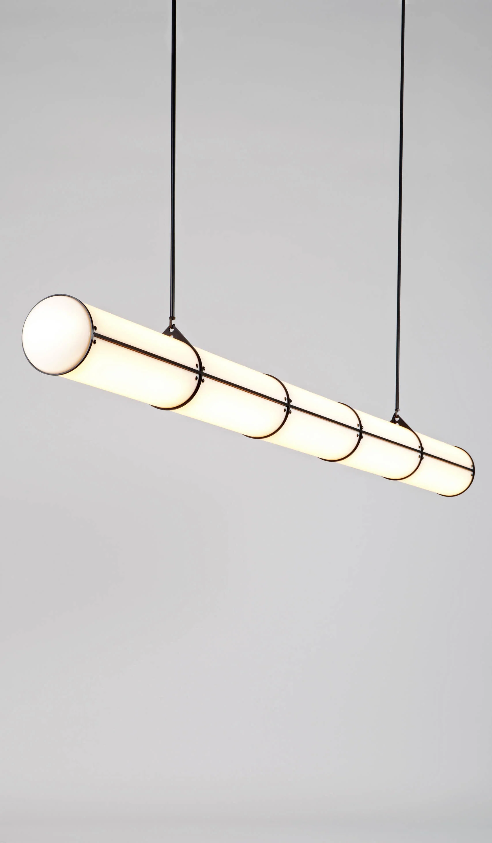 Roll & Hill 5 Unit Endless Pendant