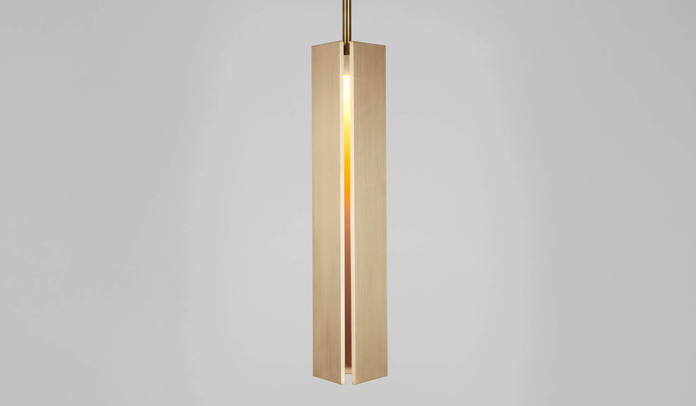 Roll & Hill Delta Pendant - Image 12