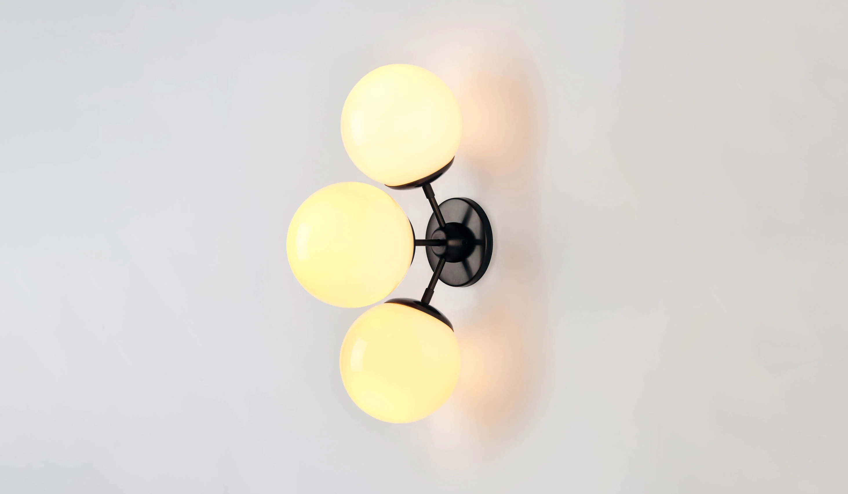 Roll & Hill Modo 3 Globe Sconce - Image 4