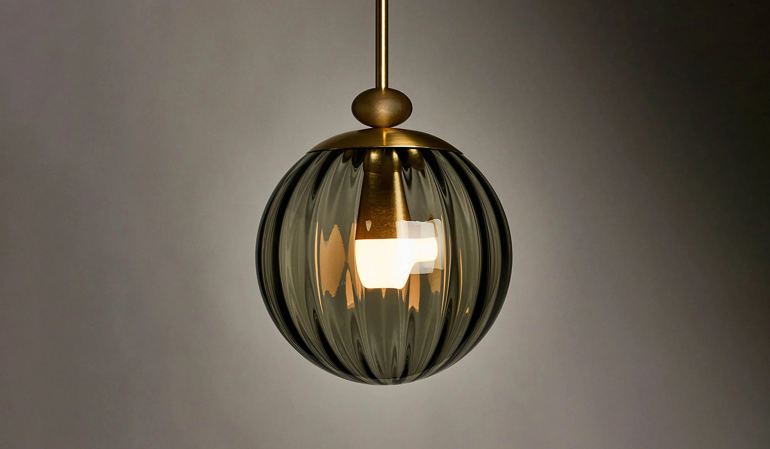 Roll & Hill The R&H Globe 03 Pendant - Image 2