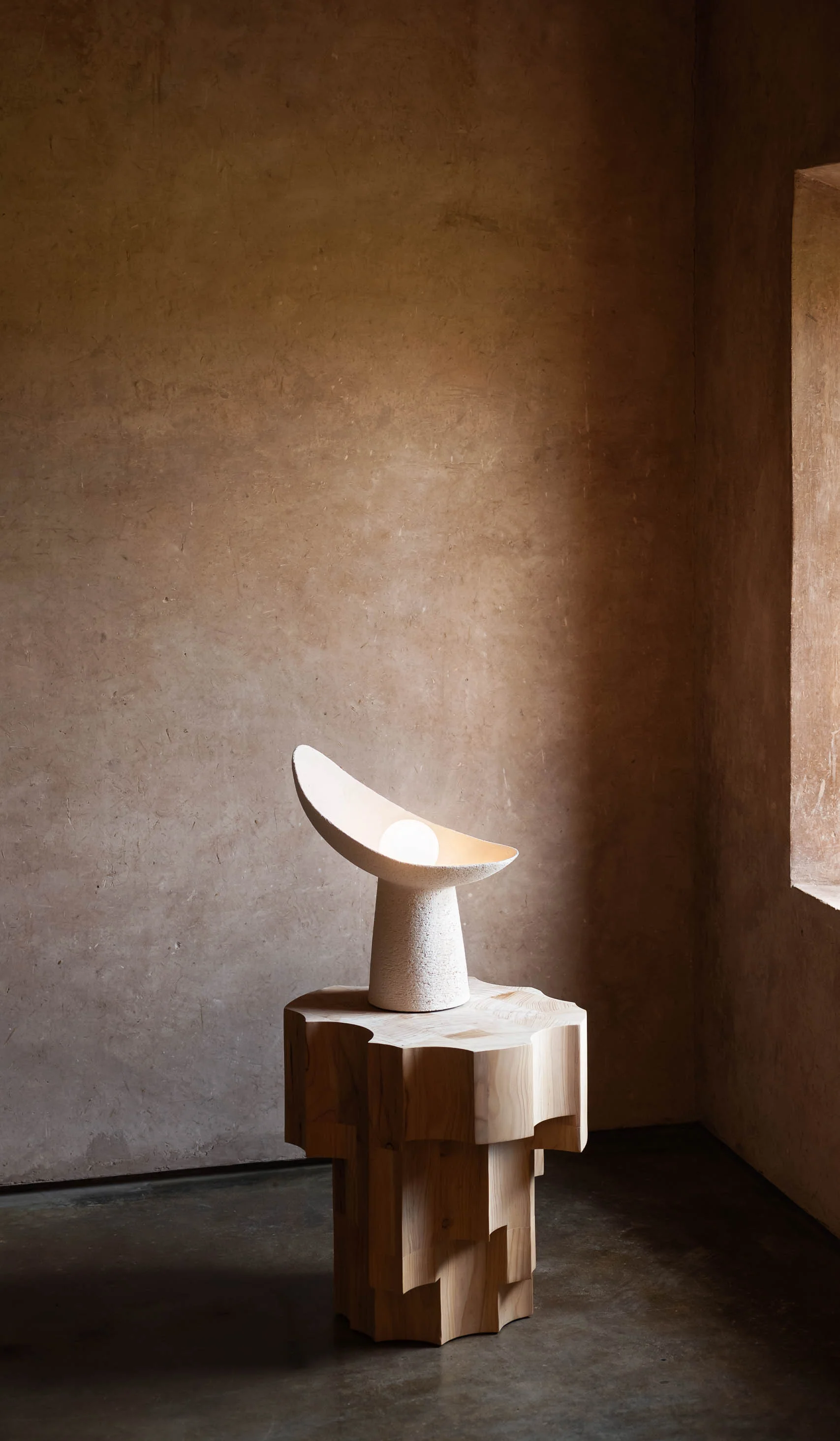 Tacchini 'Altar' Table - Image 31
