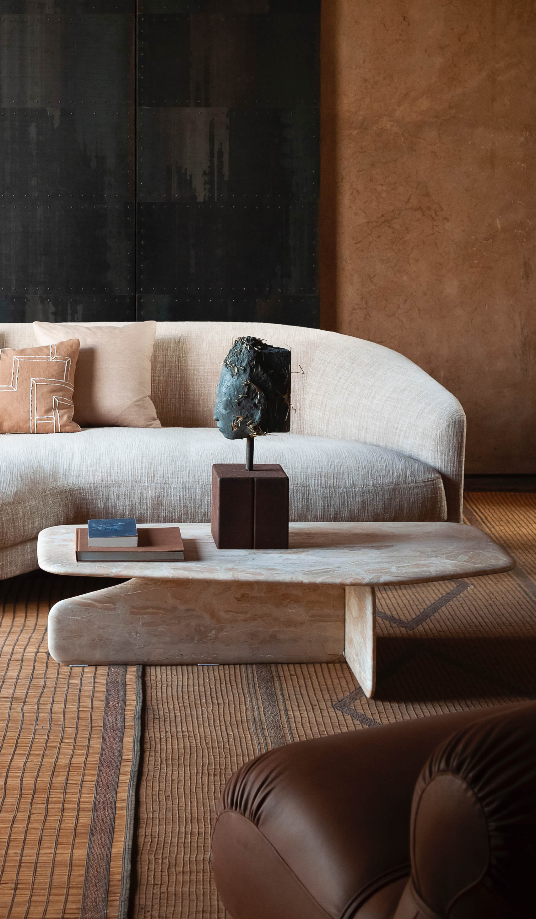 Tacchini 'Dolmen' Table - Image 5