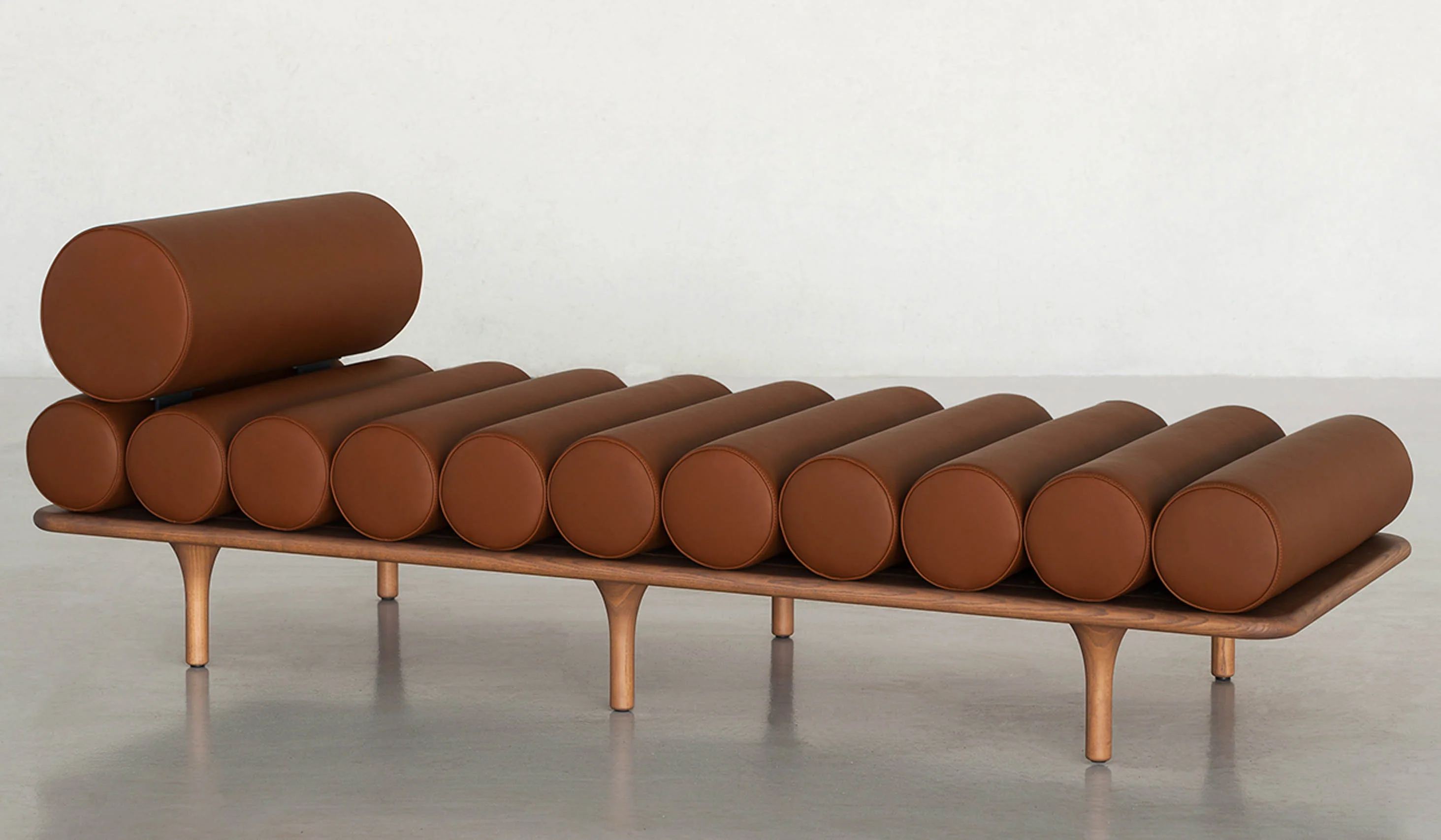 Tacchini 'Five to Nine' Chaise Lounge - Image 2