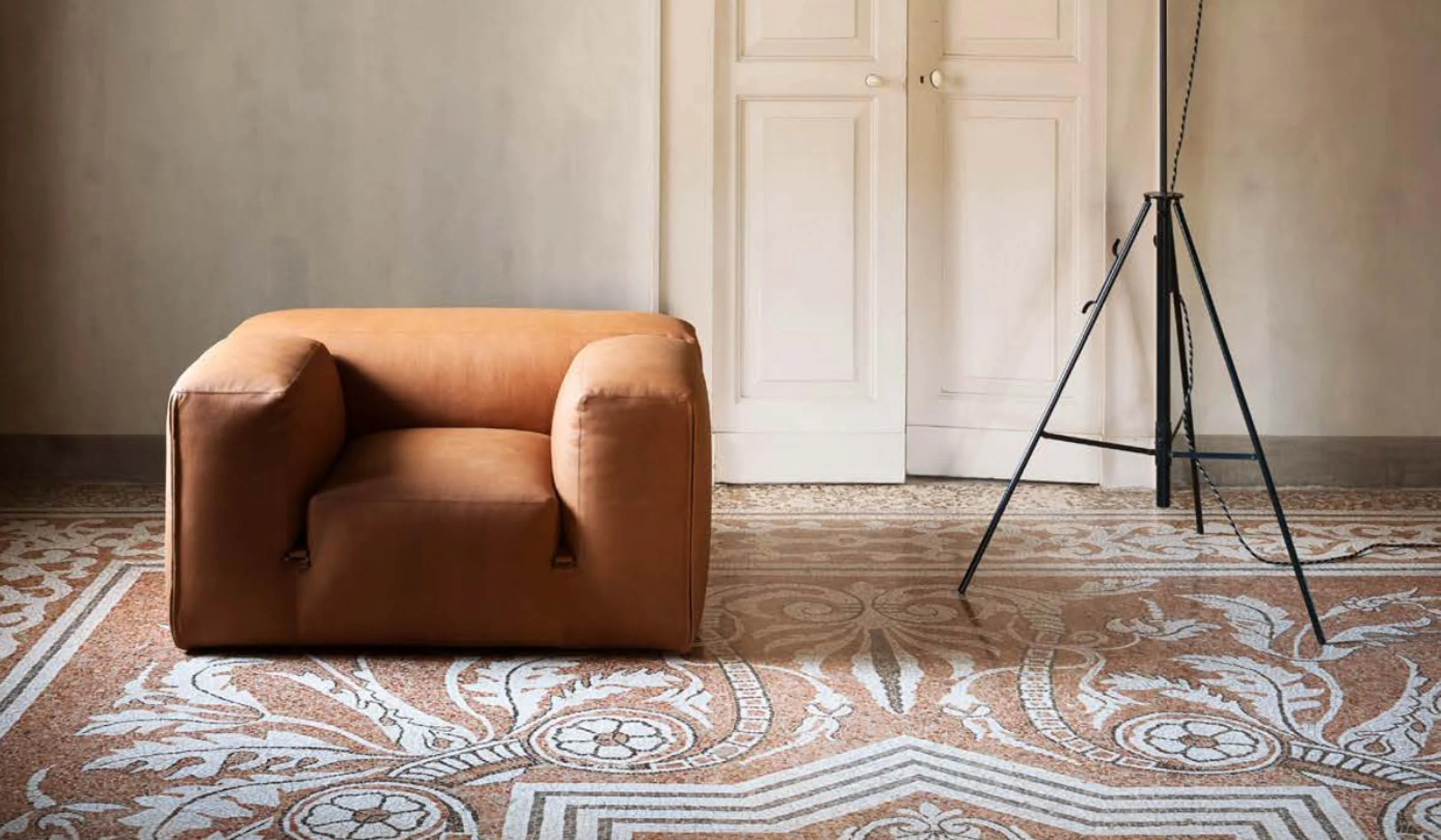 Tacchini 'Le Mura' Armchair - Image 2