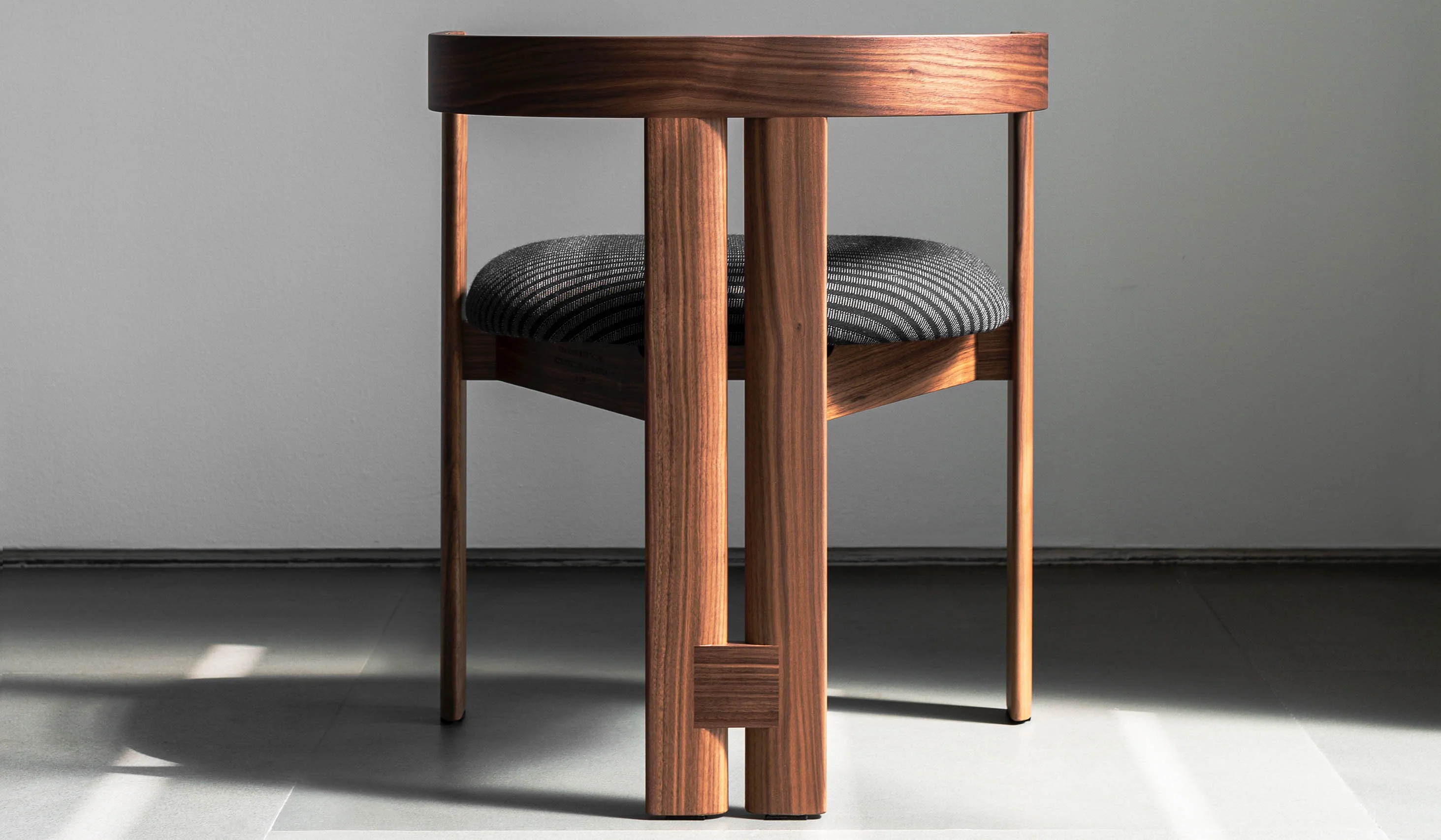 Tacchini 'Pigreco' Chair - Image 14