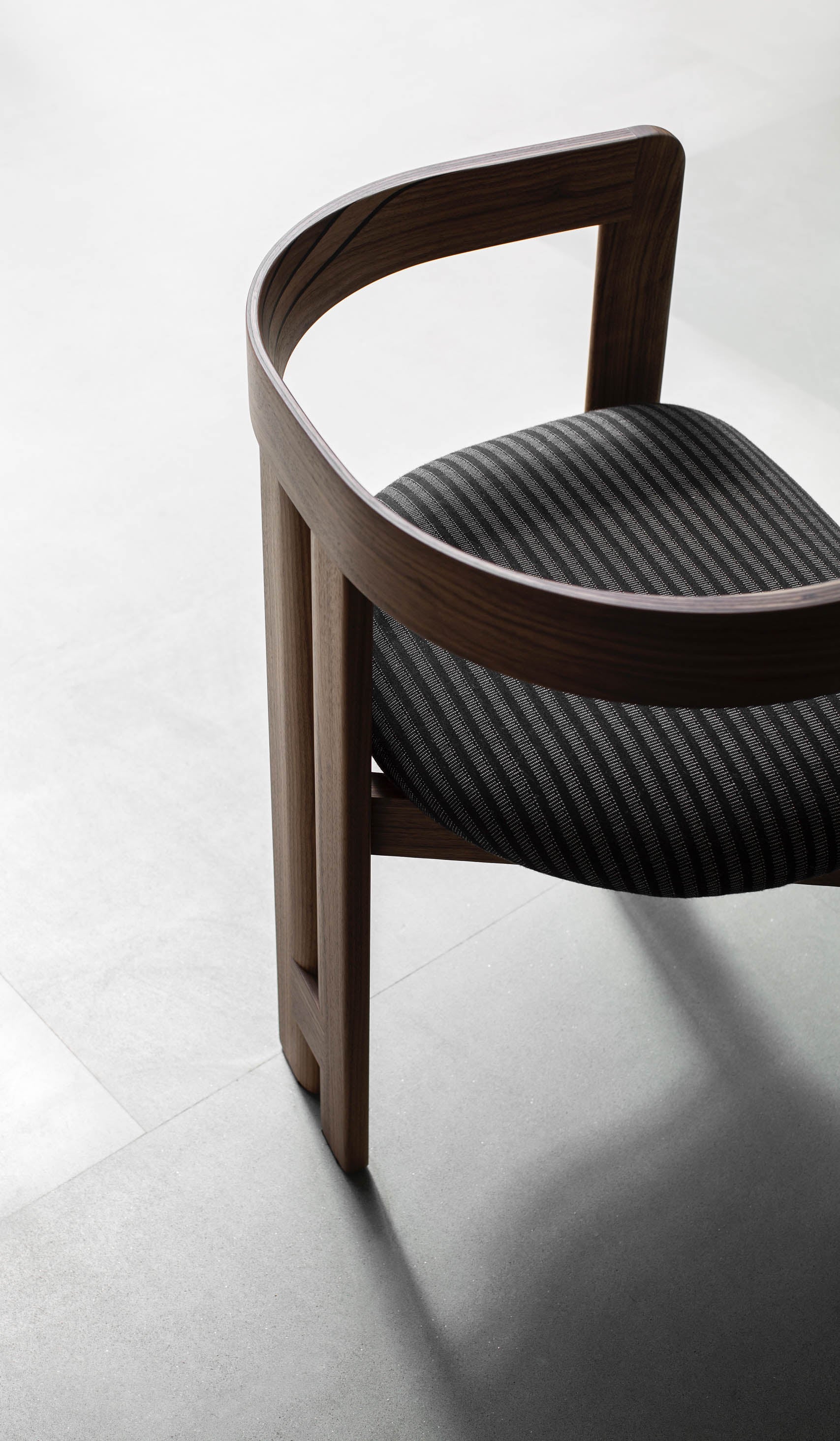 Tacchini 'Pigreco' Chair - Image 20