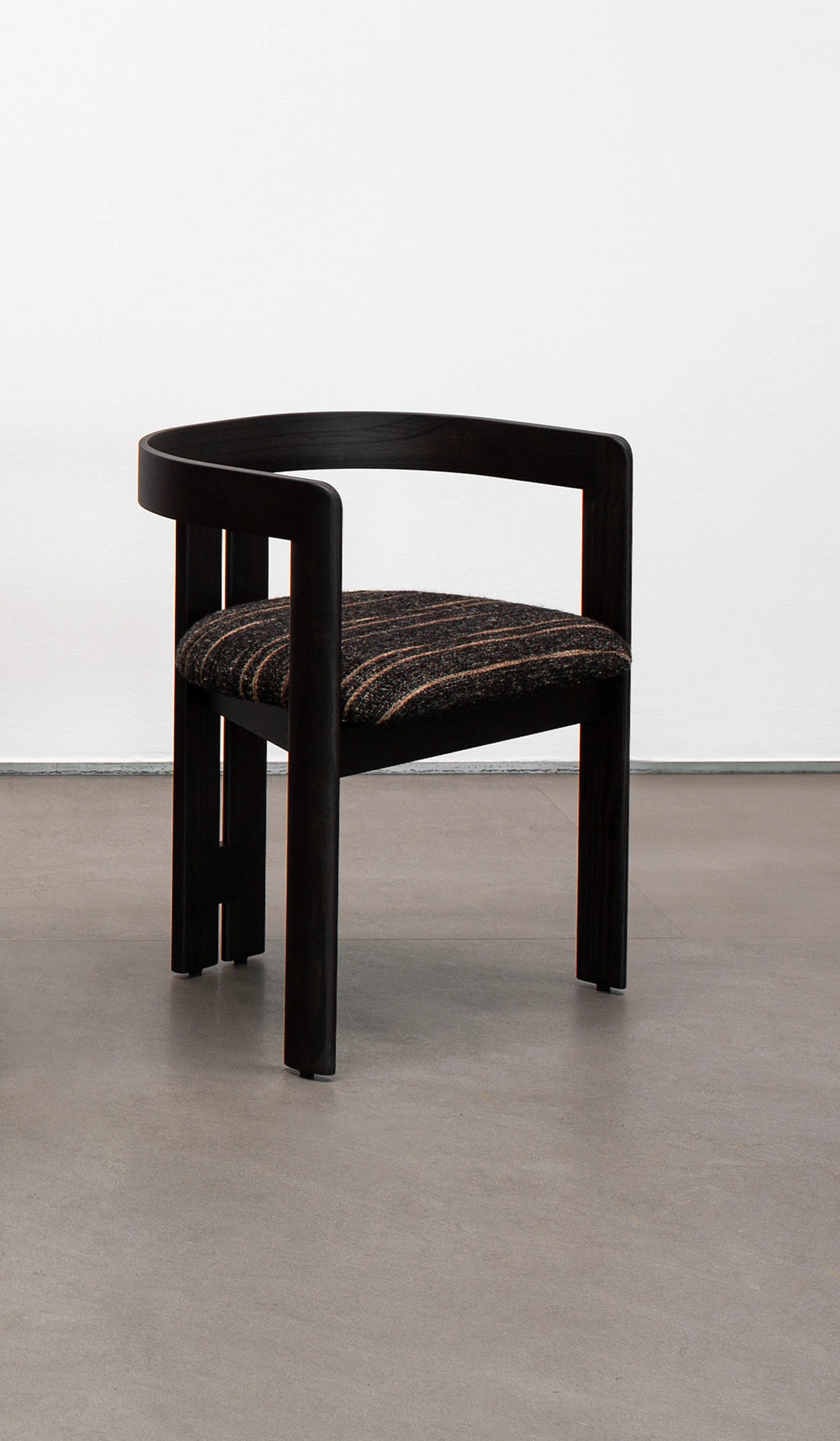 Tacchini 'Pigreco' Chair - Image 36