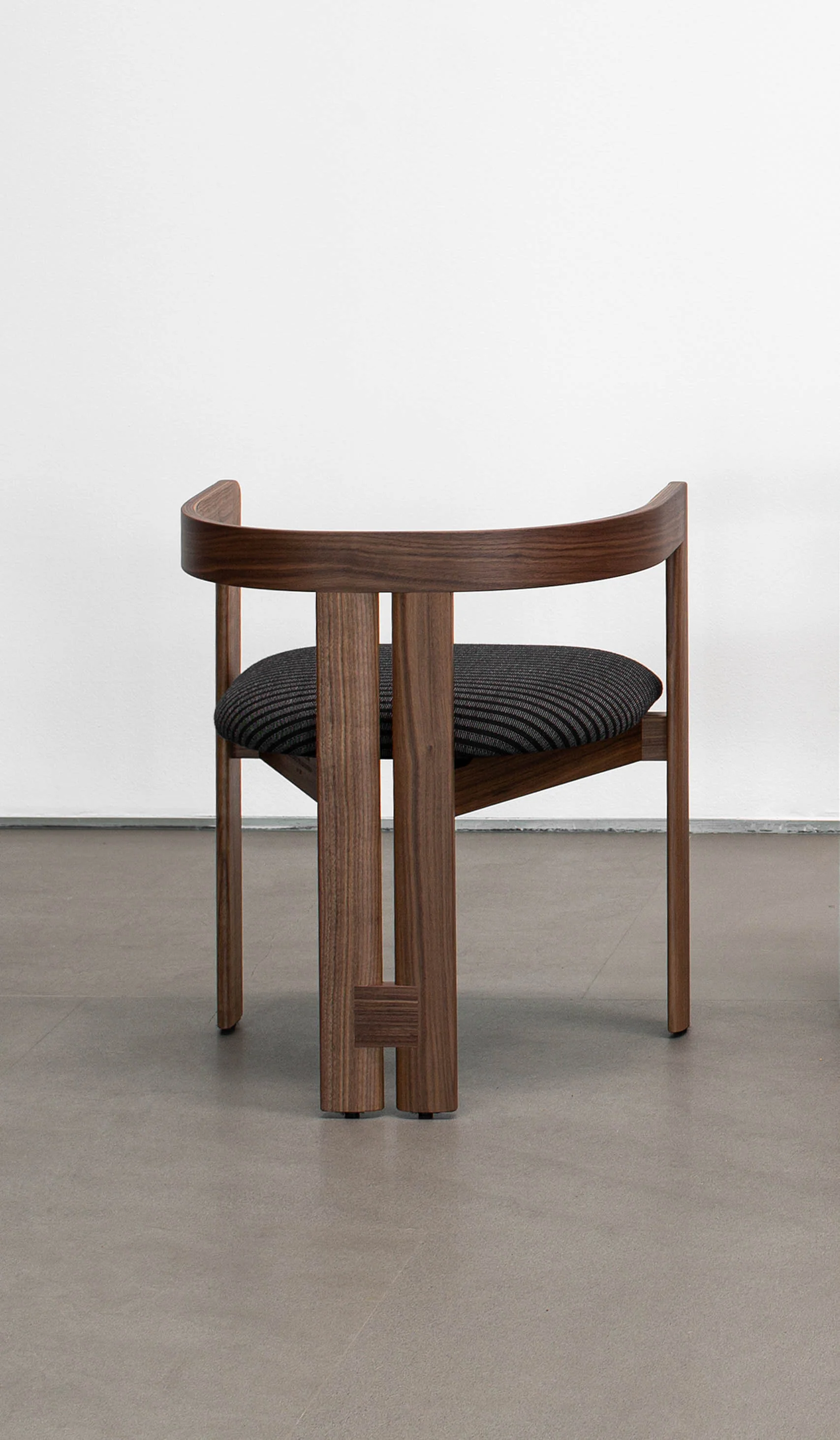 Tacchini 'Pigreco' Chair - Image 37