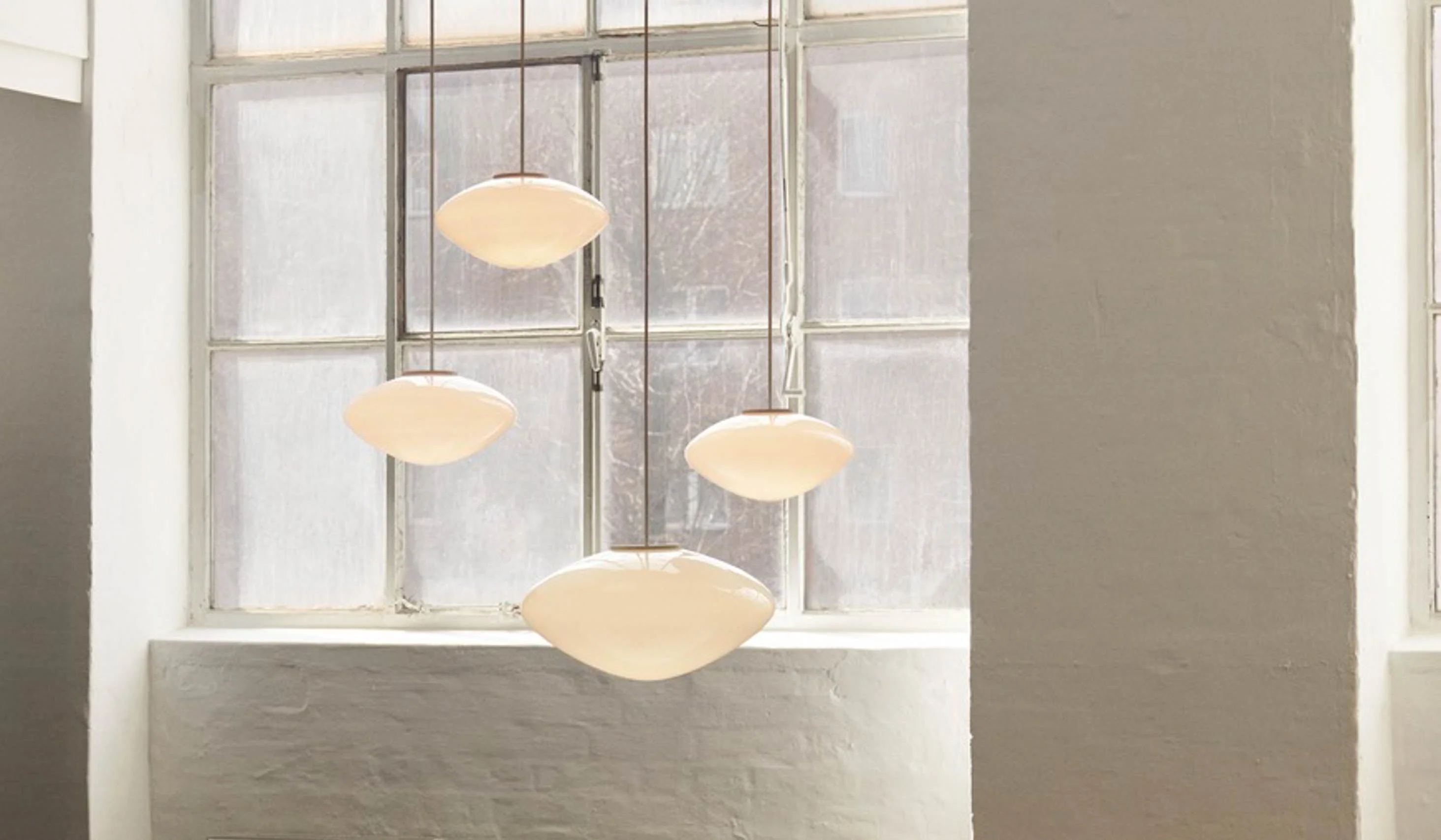&Tradition AP16 Mist Pendant (14.6" diameter) - Image 10