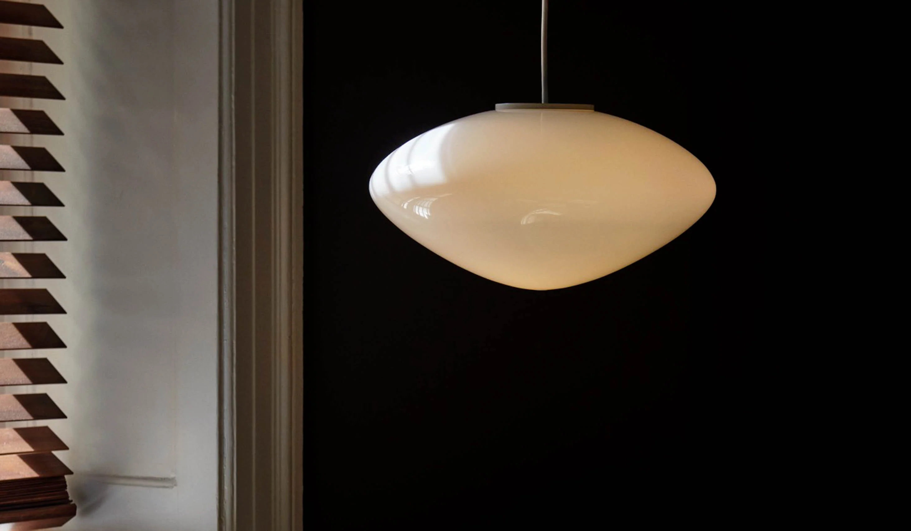 &Tradition AP16 Mist Pendant (14.6" diameter) - Image 4