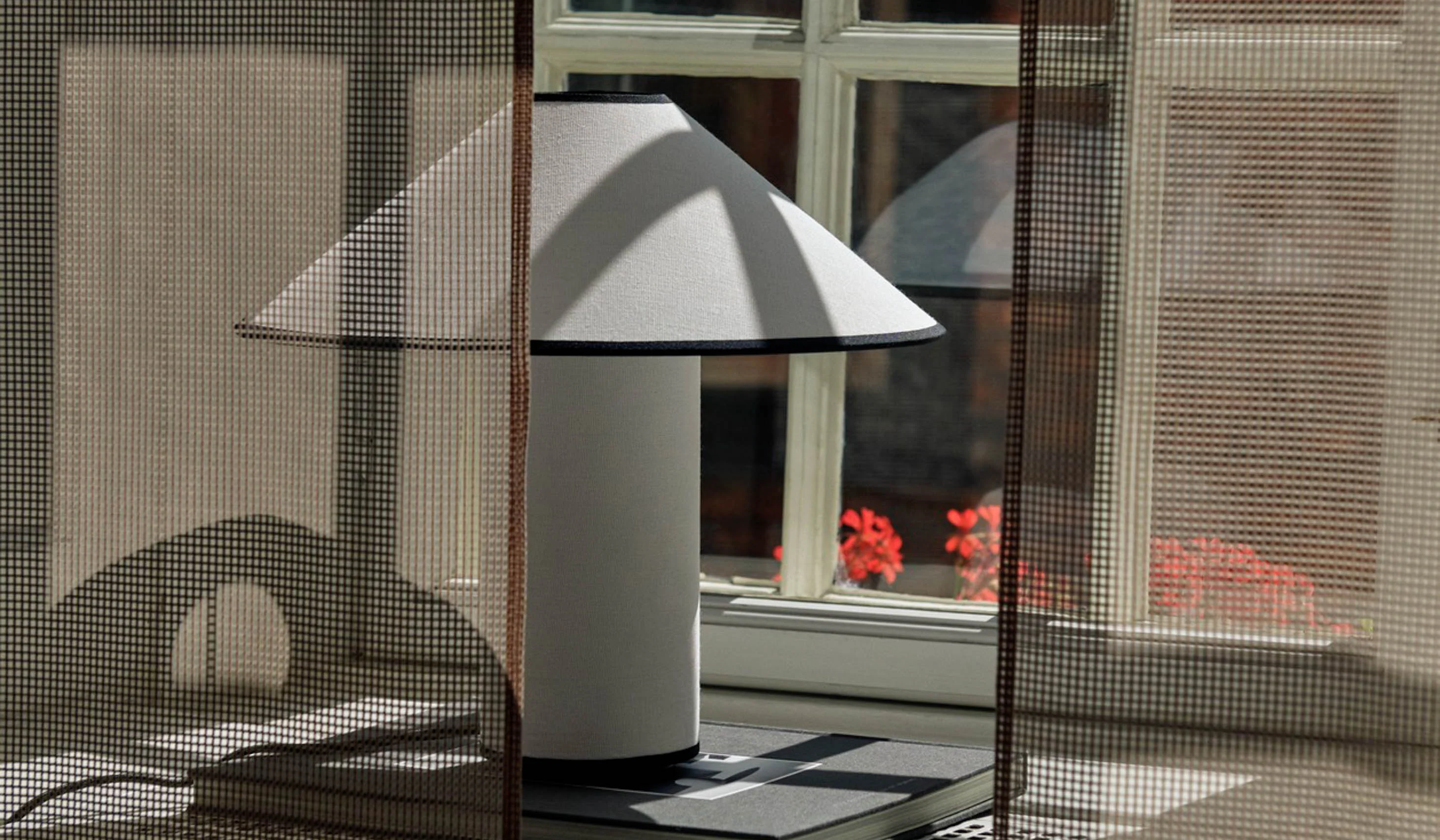 &Tradition ATD6 Colette Table Lamp - Image 4
