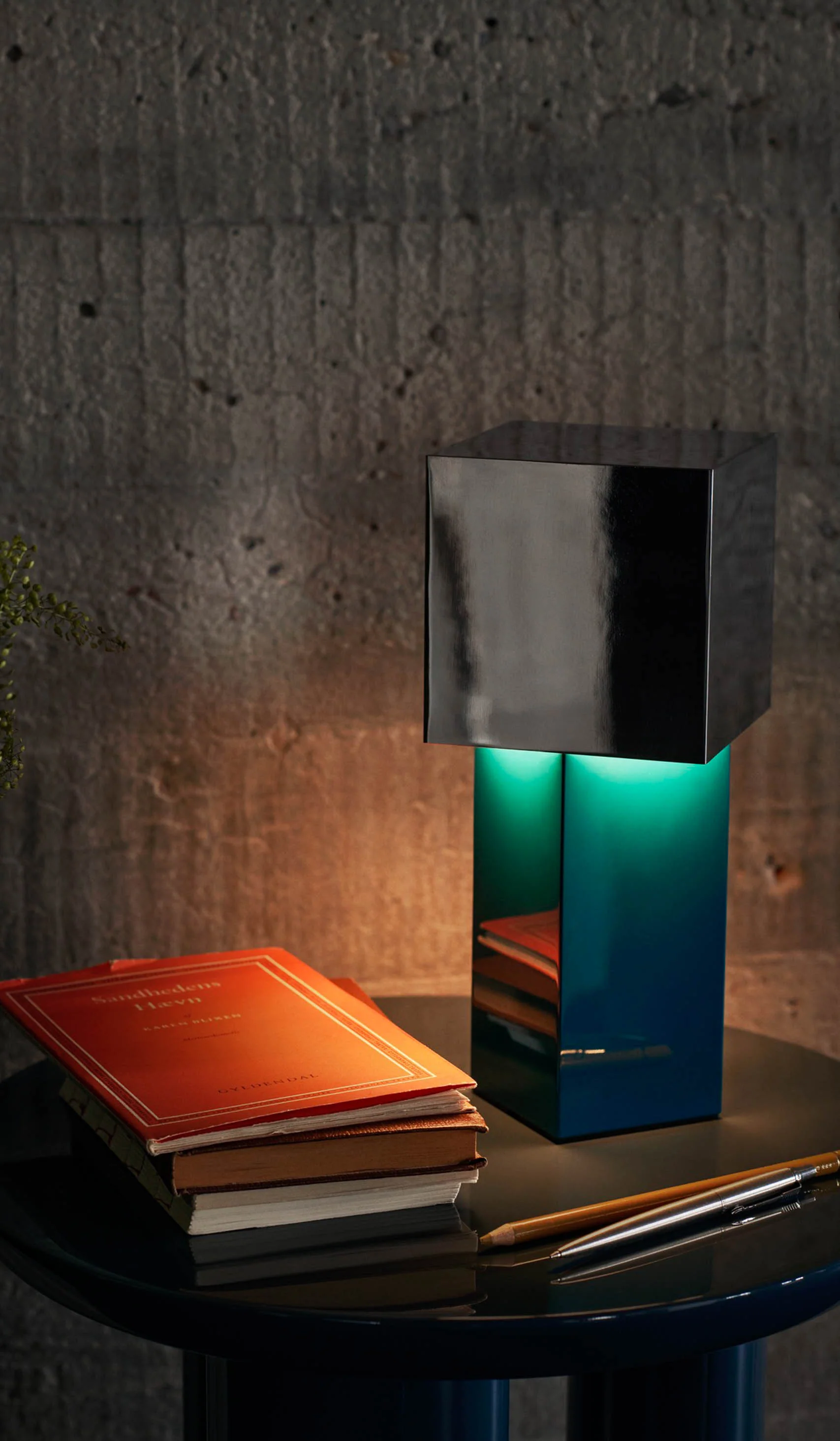 &Tradition ATD7 Pivot Portable Table Lamp - Image 8