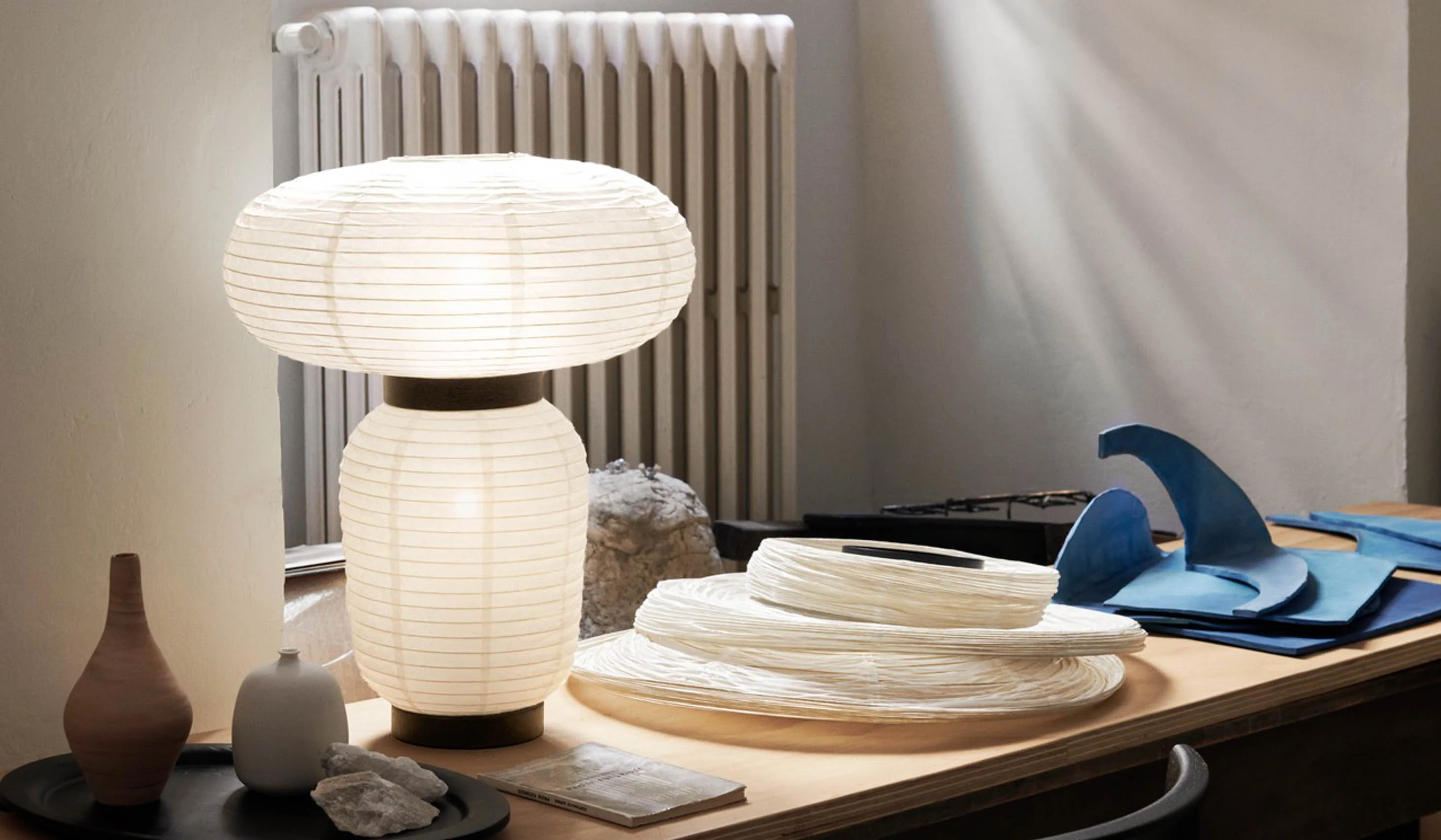 &Tradition JH18 Formakami Table Lamp - Image 2