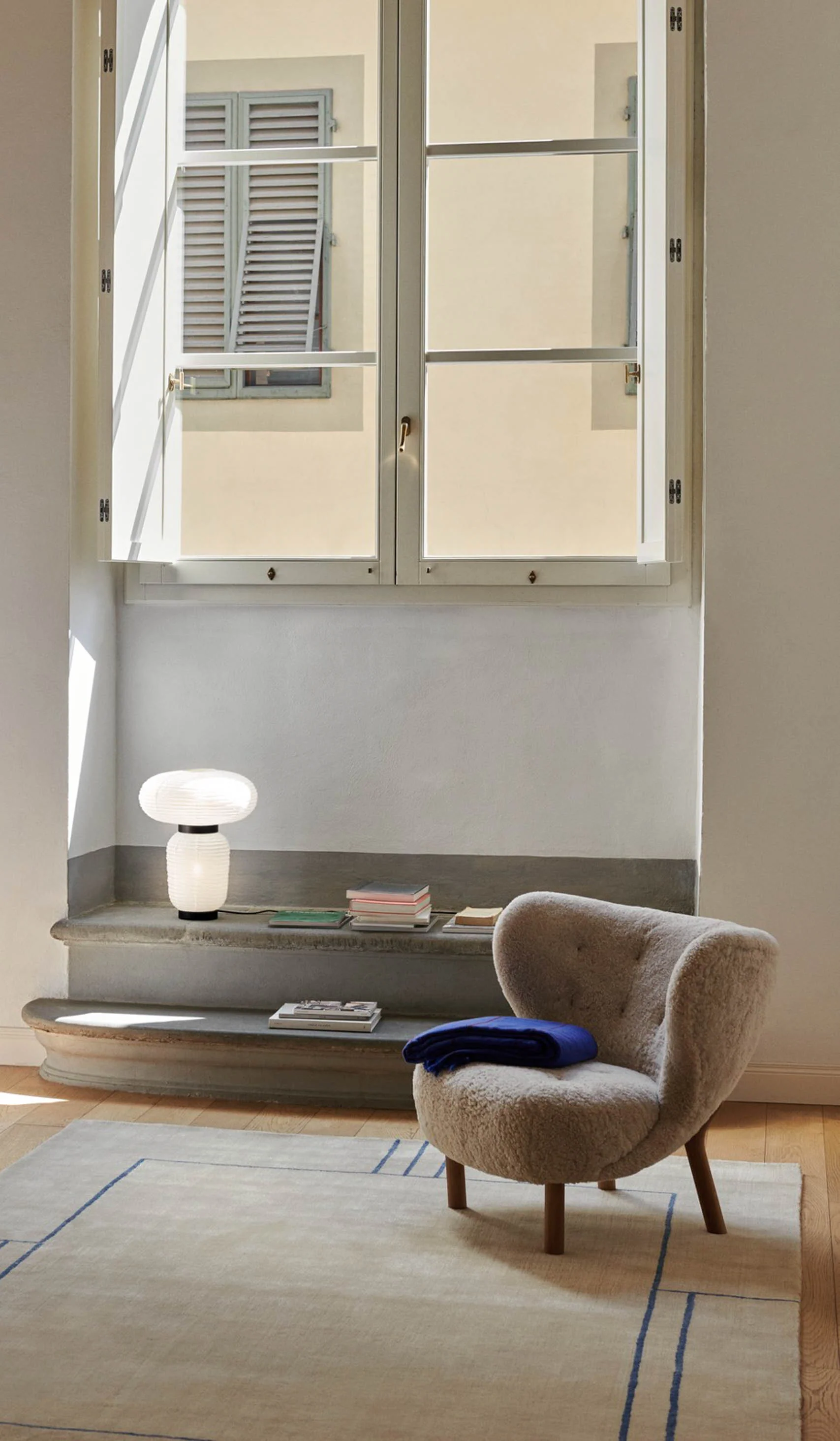 &Tradition JH18 Formakami Table Lamp - Image 3
