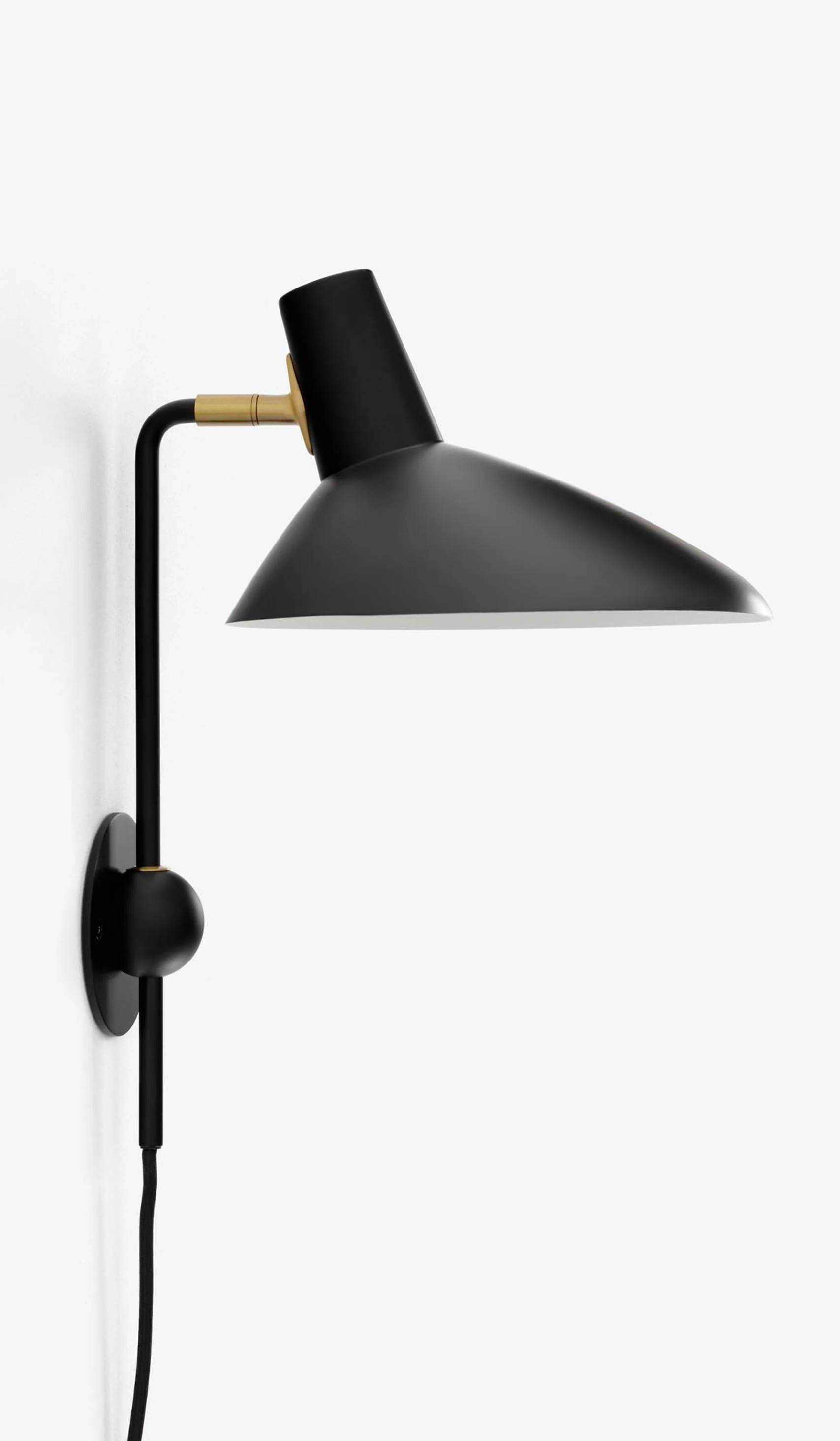 &Tradition HM12 Tripod Wall Lamp - Image 3