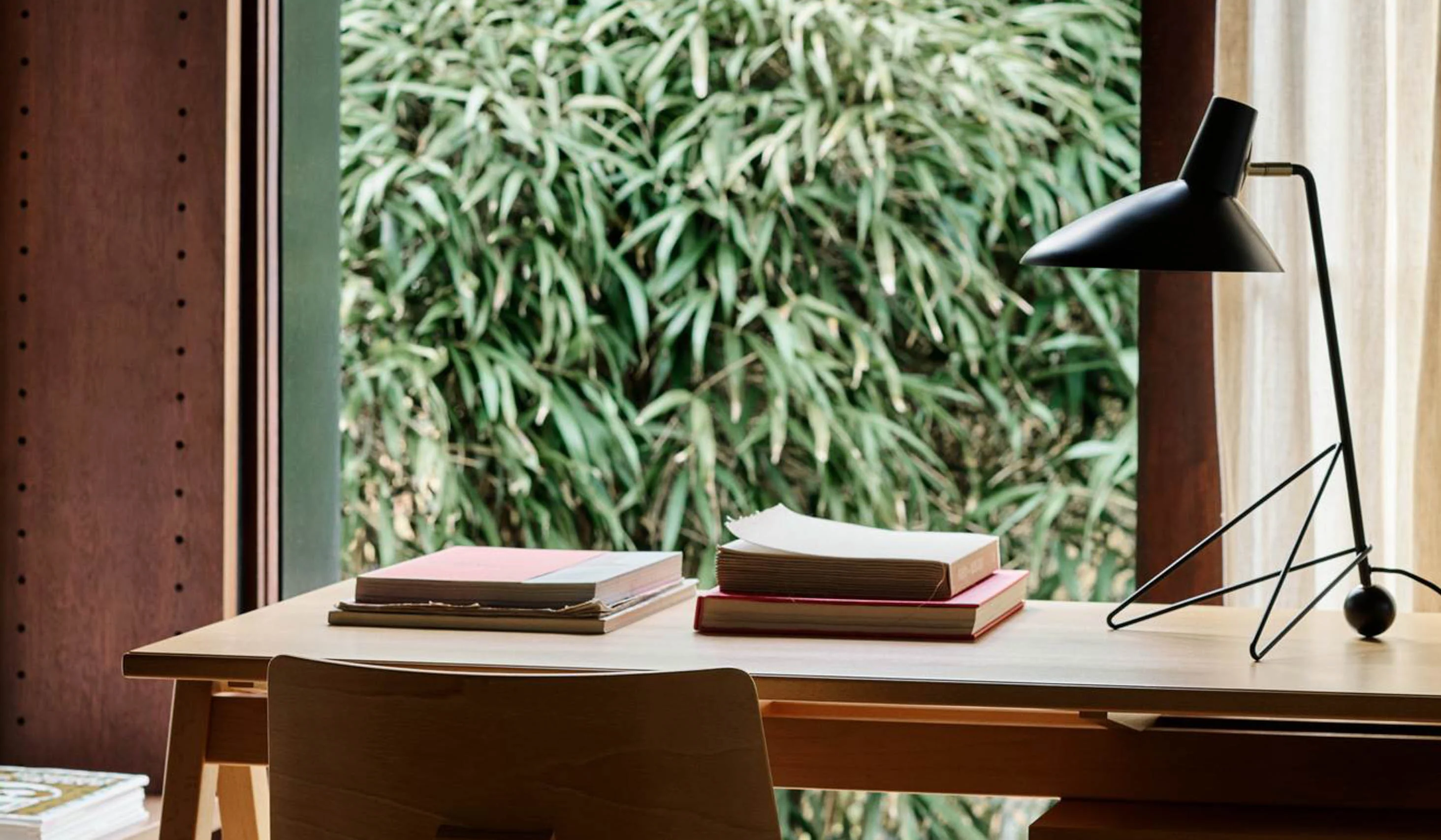 &Tradition HM9 Tripod Table Lamp - Image 2