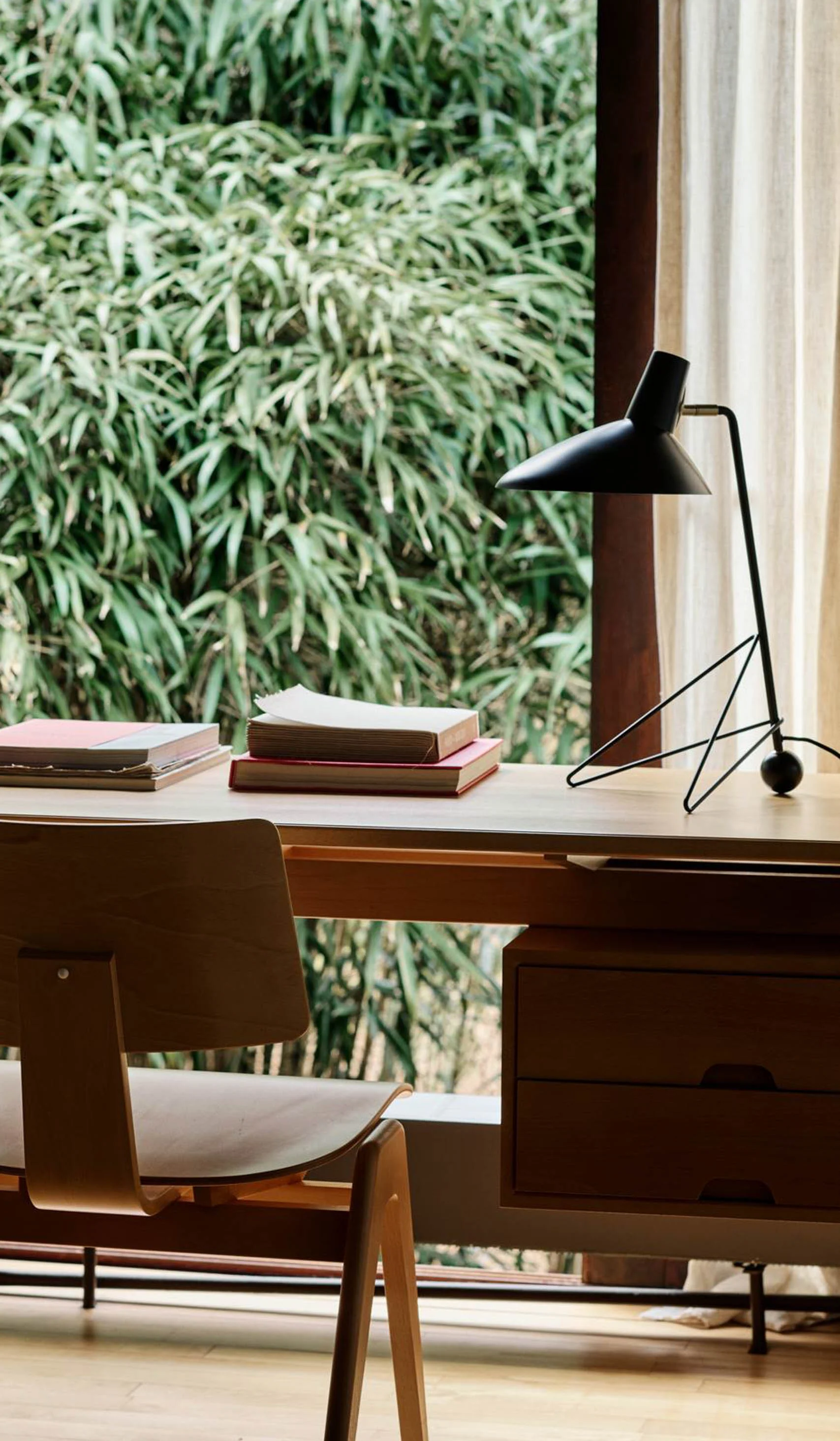 &Tradition HM9 Tripod Table Lamp - Image 20