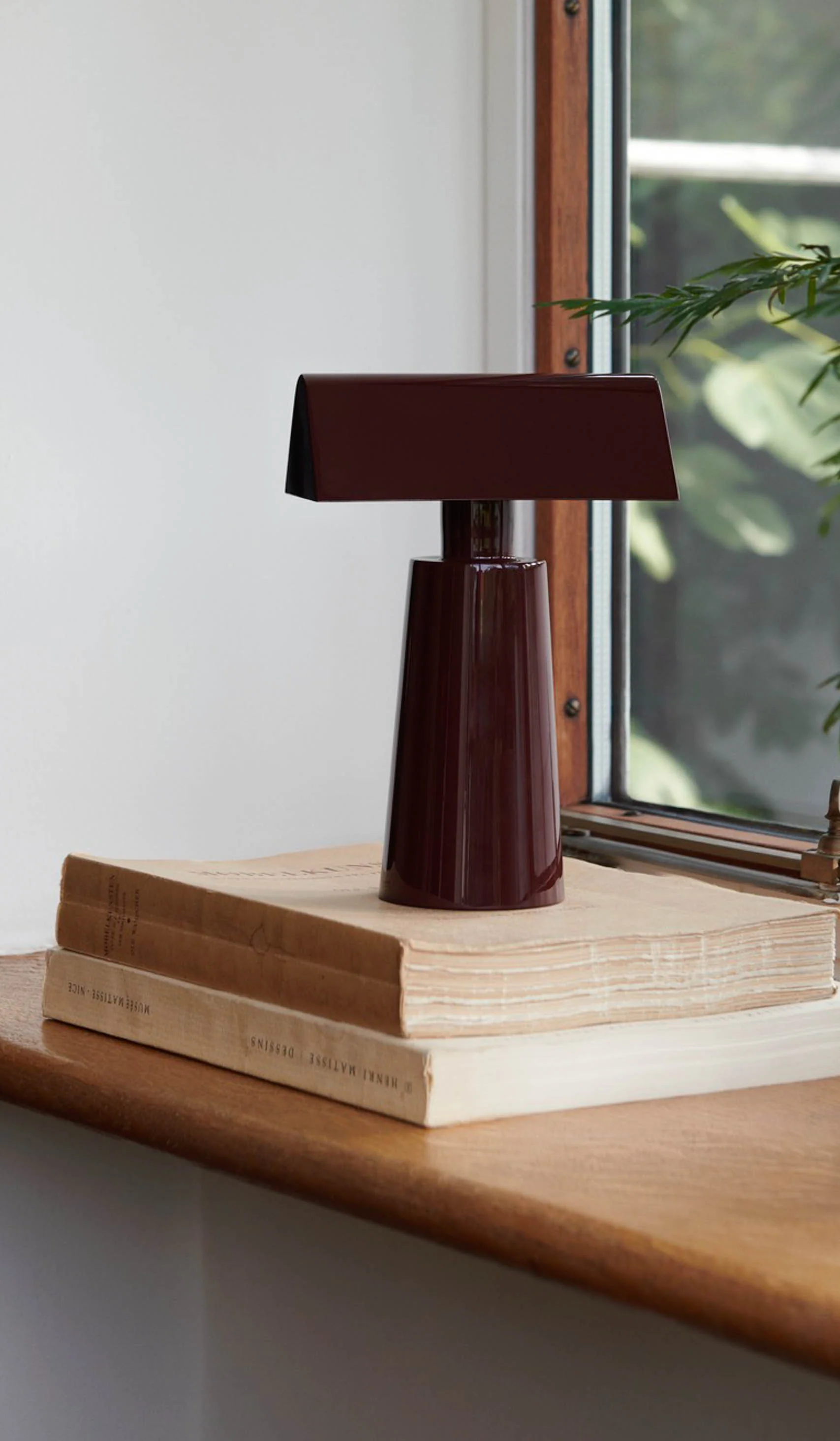 &Tradition MF1 Caret Portable Table Lamp - Image 15