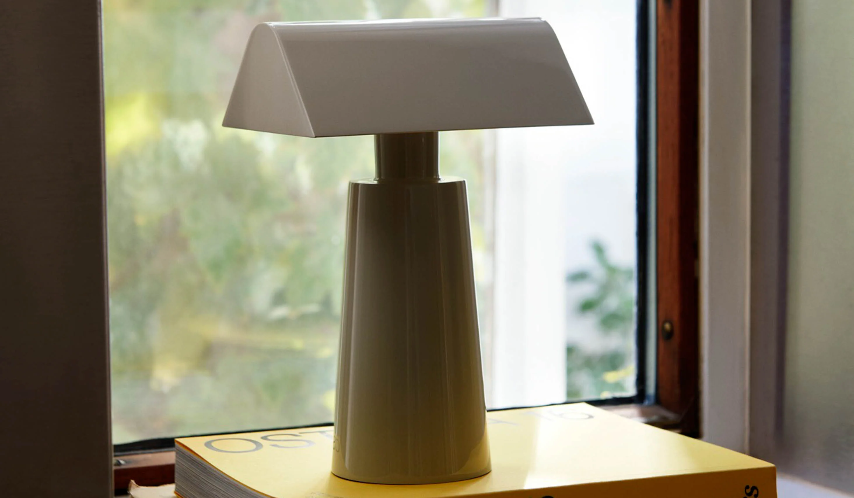 &Tradition MF1 Caret Portable Table Lamp - Image 27