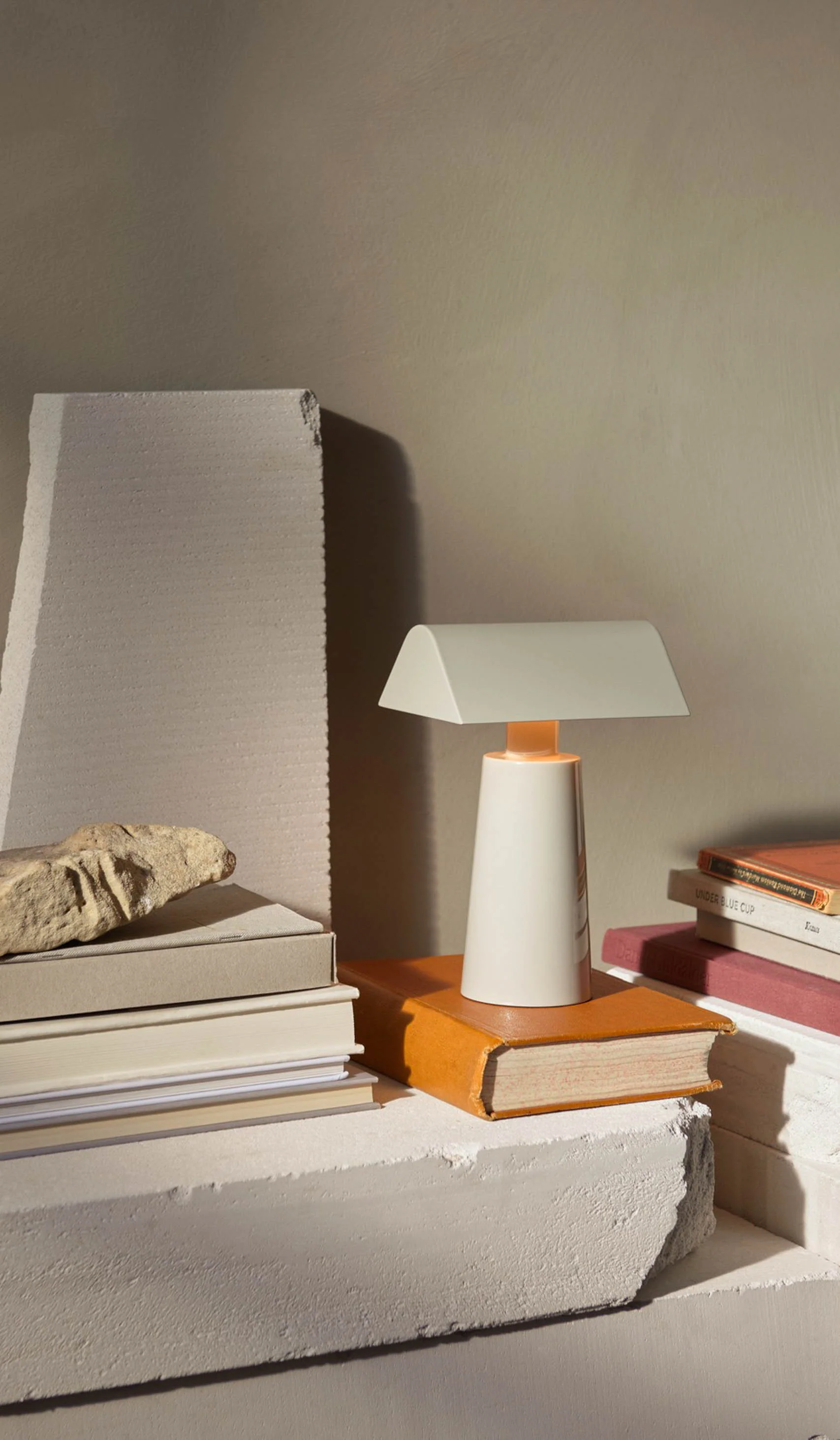 &Tradition MF1 Caret Portable Table Lamp - Image 30
