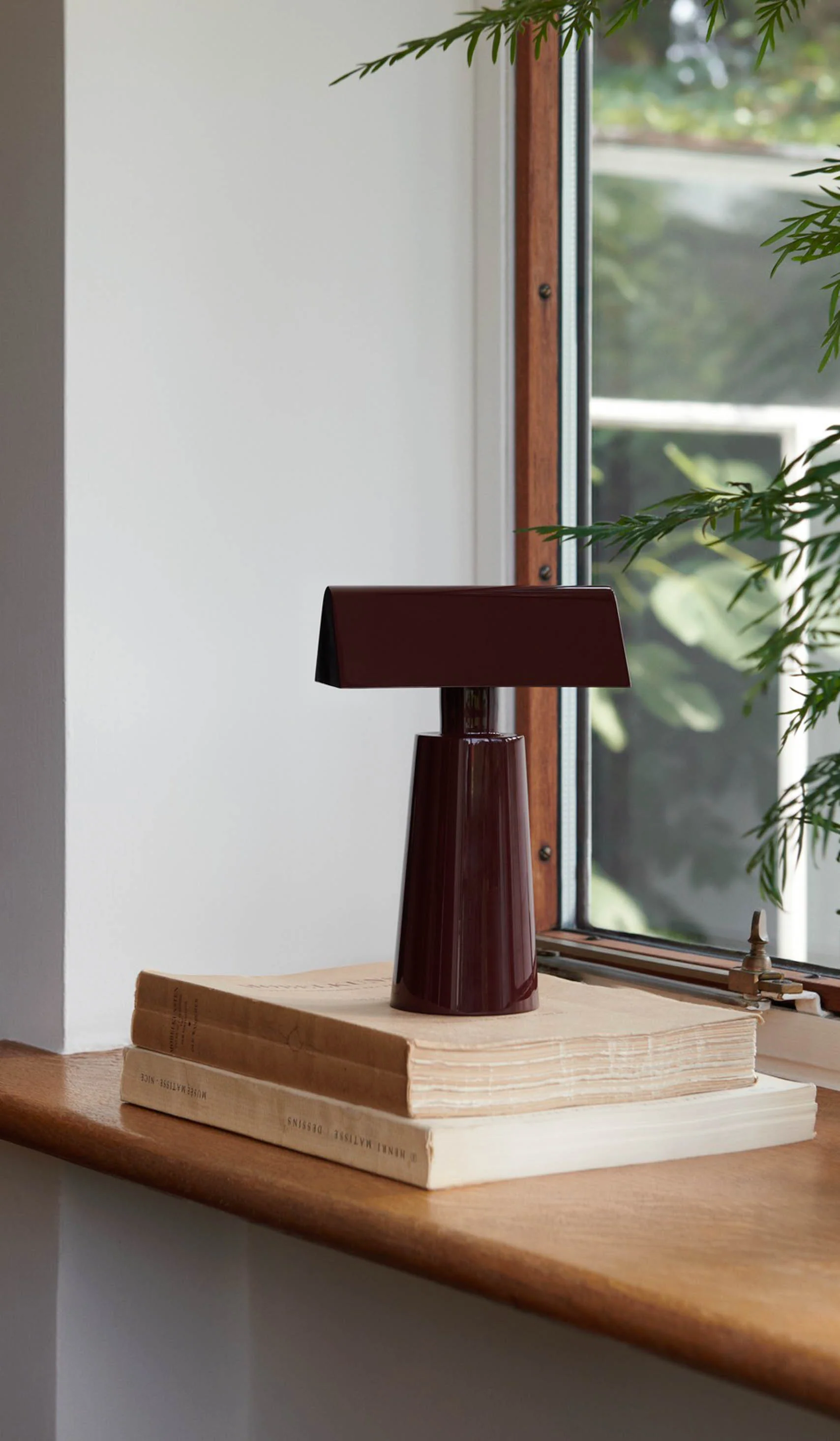 &Tradition MF1 Caret Portable Table Lamp - Image 5