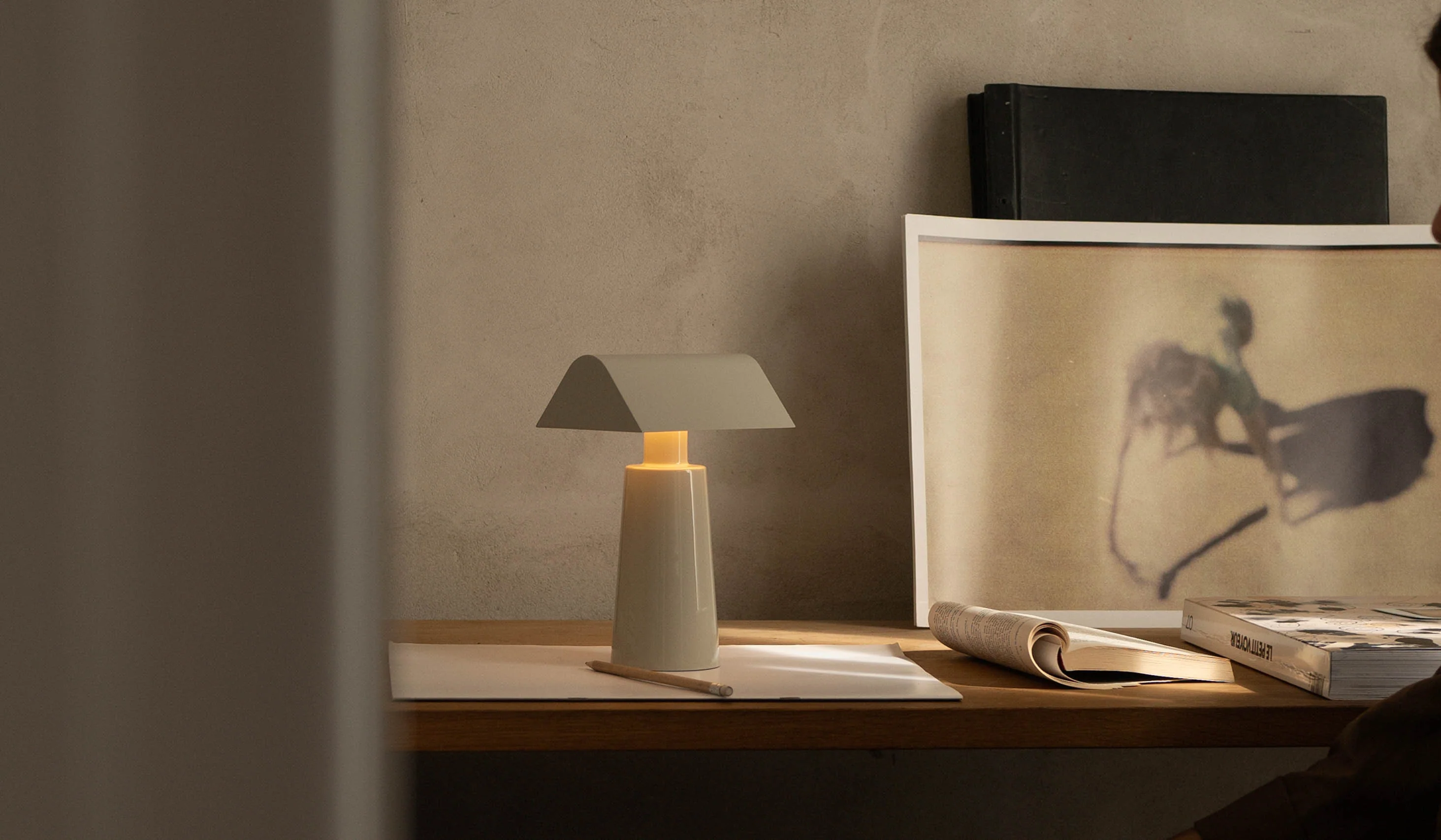 &Tradition MF1 Caret Portable Table Lamp - Image 7