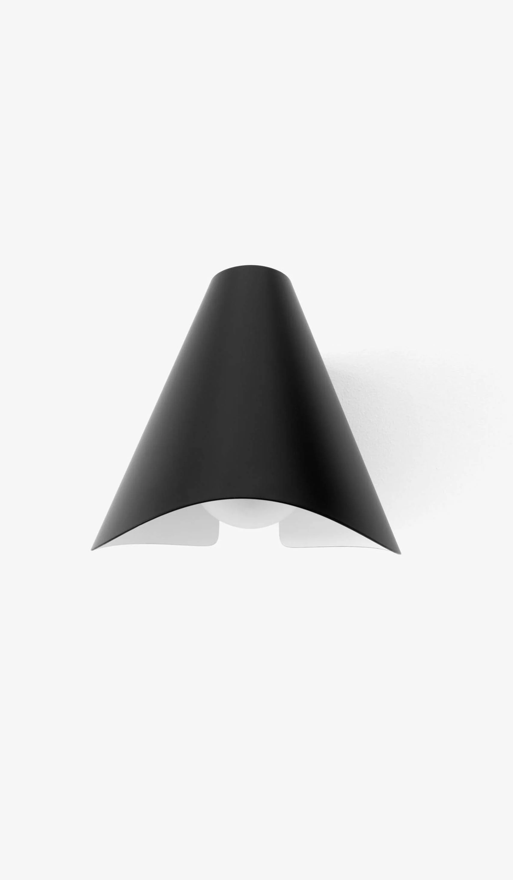 &Tradition SC103 Bonnet Wall Lamp - Image 8